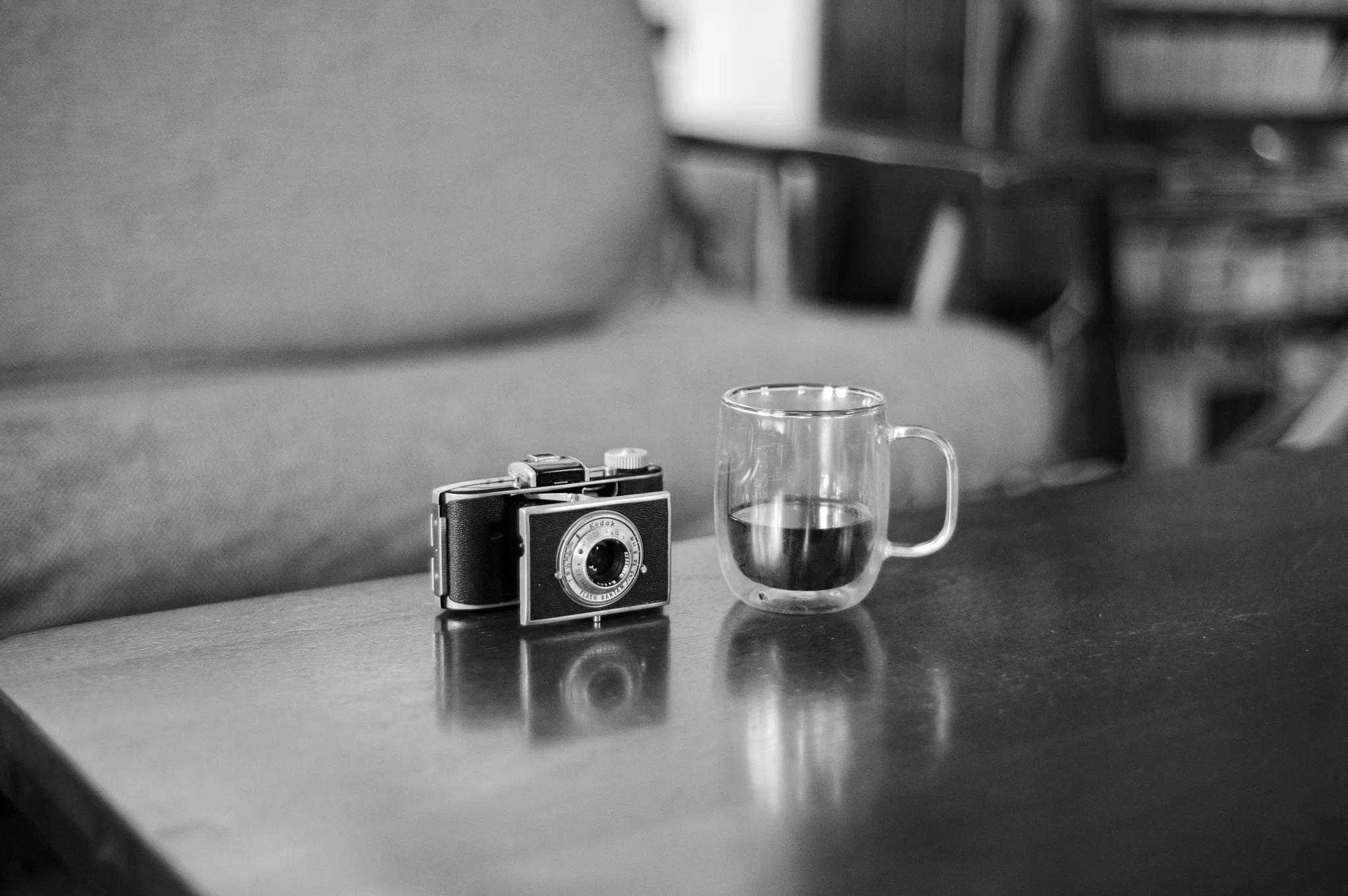 Yashica Yashinon 5cm F1.8 L 〜謎が多いからロマンが宿る、 謂くが