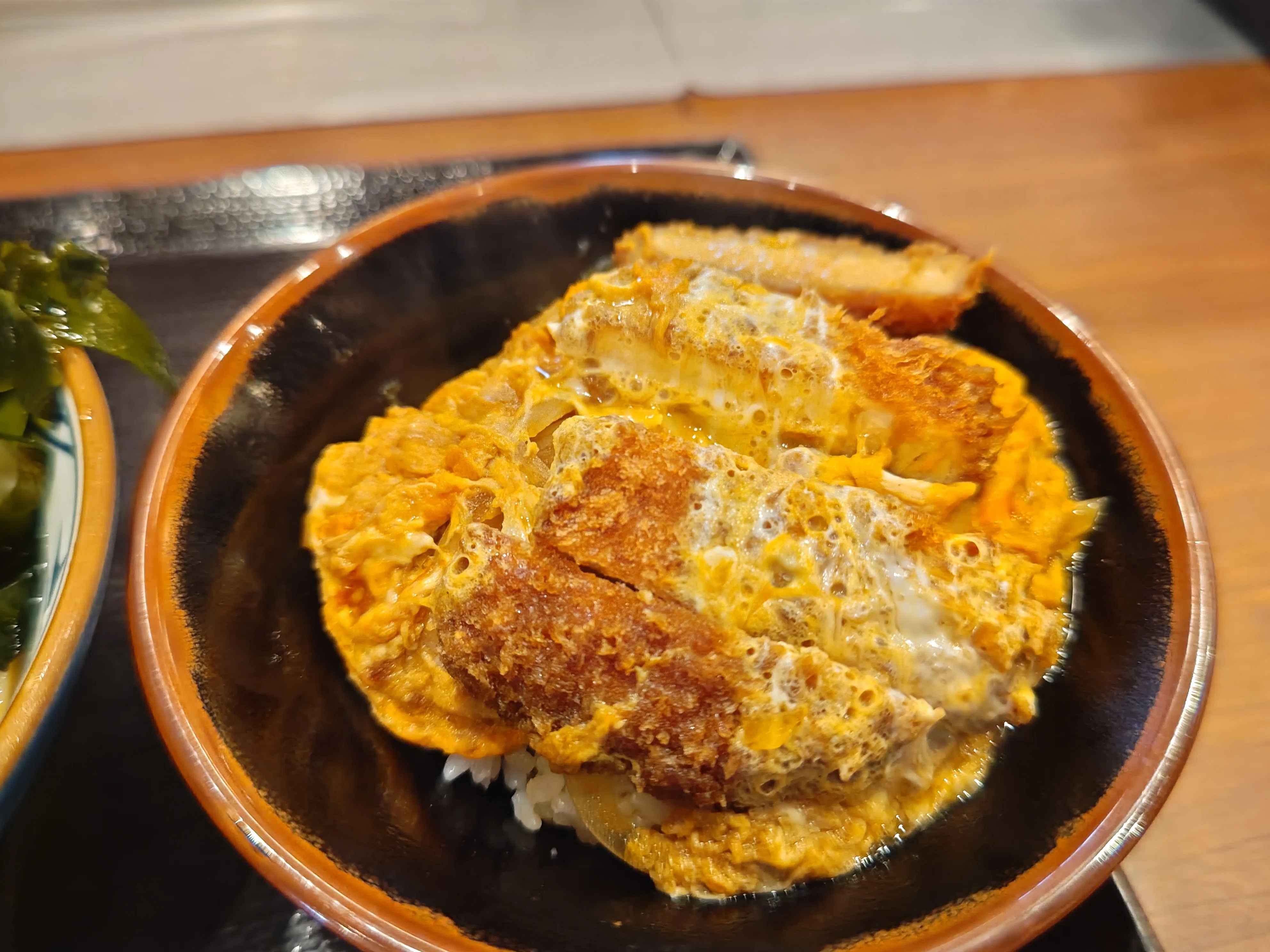 レアな出会いの丸亀製麺のかつ丼セット｜代筆屋 やまだ