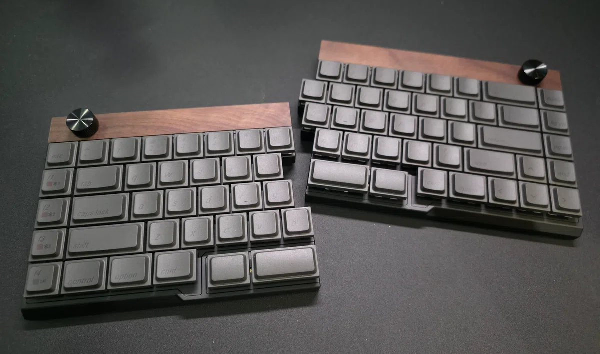 雑記050：分割キーボードとタブレット｜ロマのフ比嘉