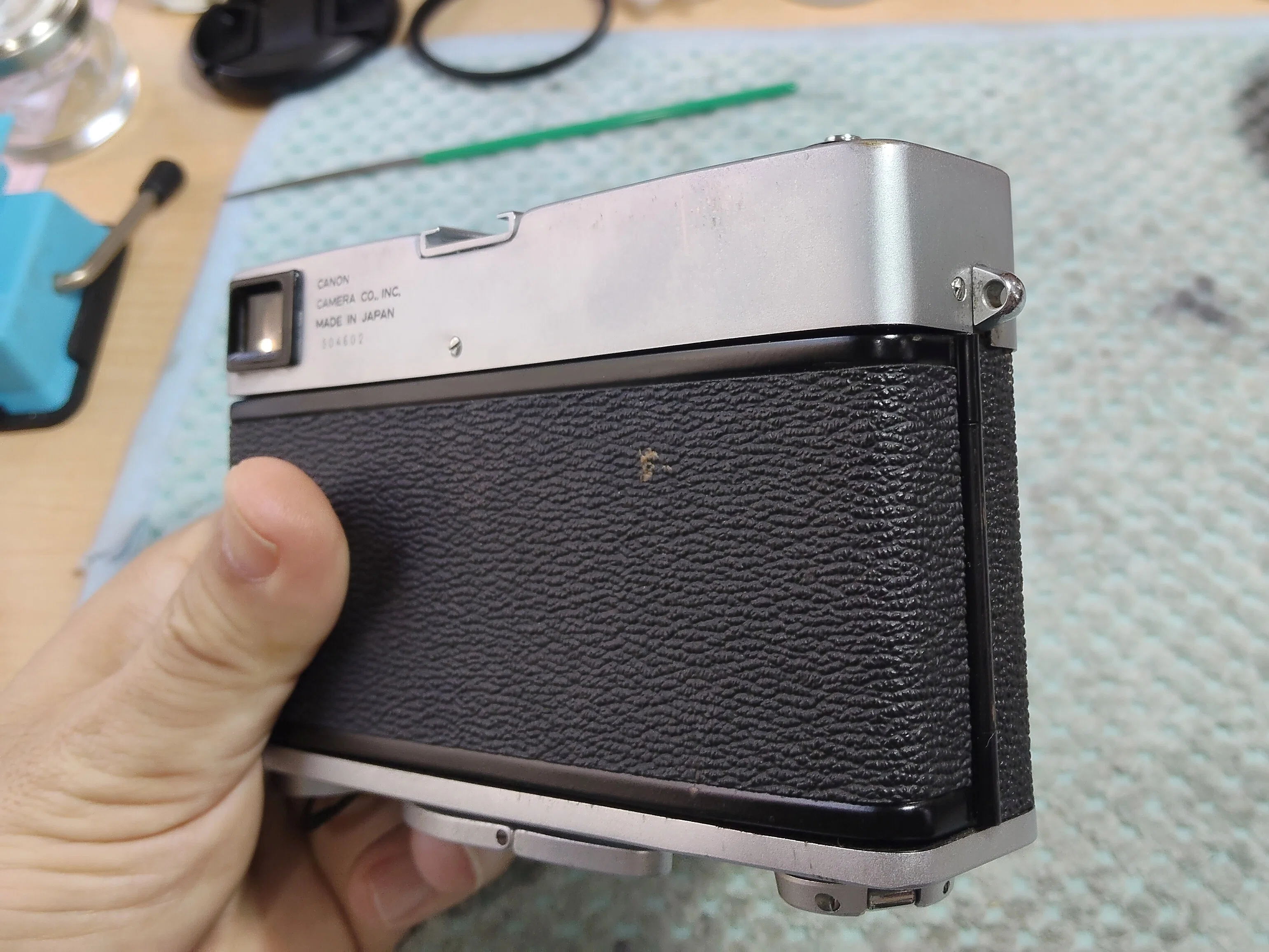 初代キヤノネットの分解｜フィルムカメラ修理のアクアカメラ