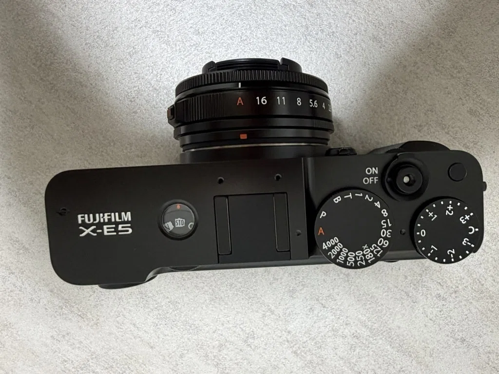 FUJIFILM X-E5 XF23mmレンズキット ブラック｜池袋大隊