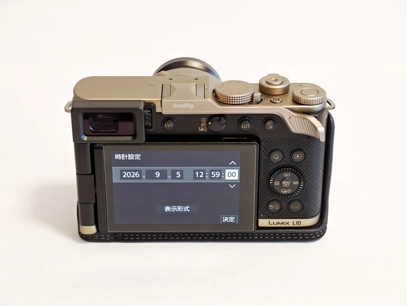 【新品未開封】LUMIX L10 チタンゴールド 限定カラー 届きました!!「LUMIX DC-L10」チタンゴールド｜開封レビュー｜カメラと