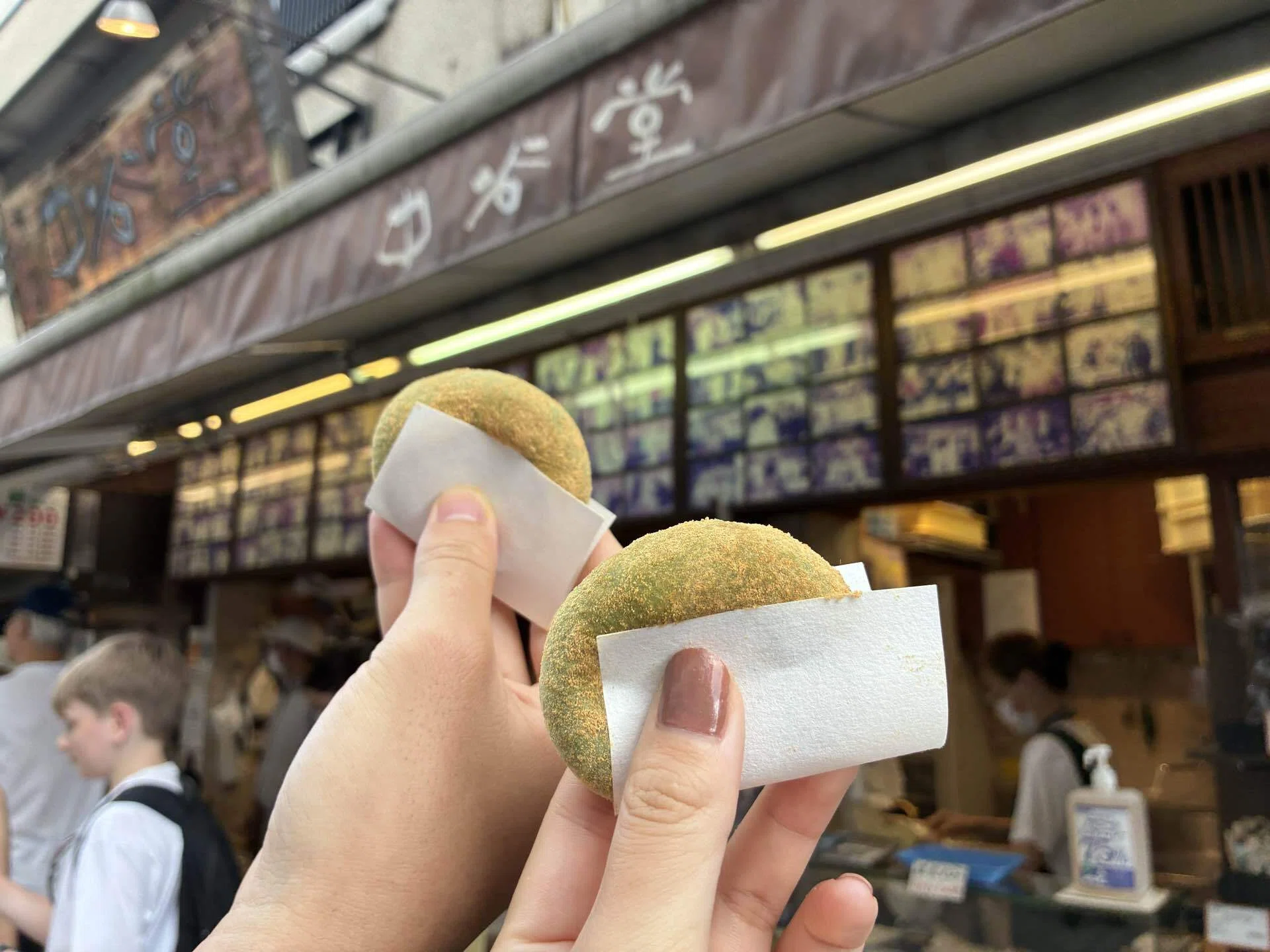 旅行記】青春18きっぷ旅③〜初めての奈良〜｜いちご