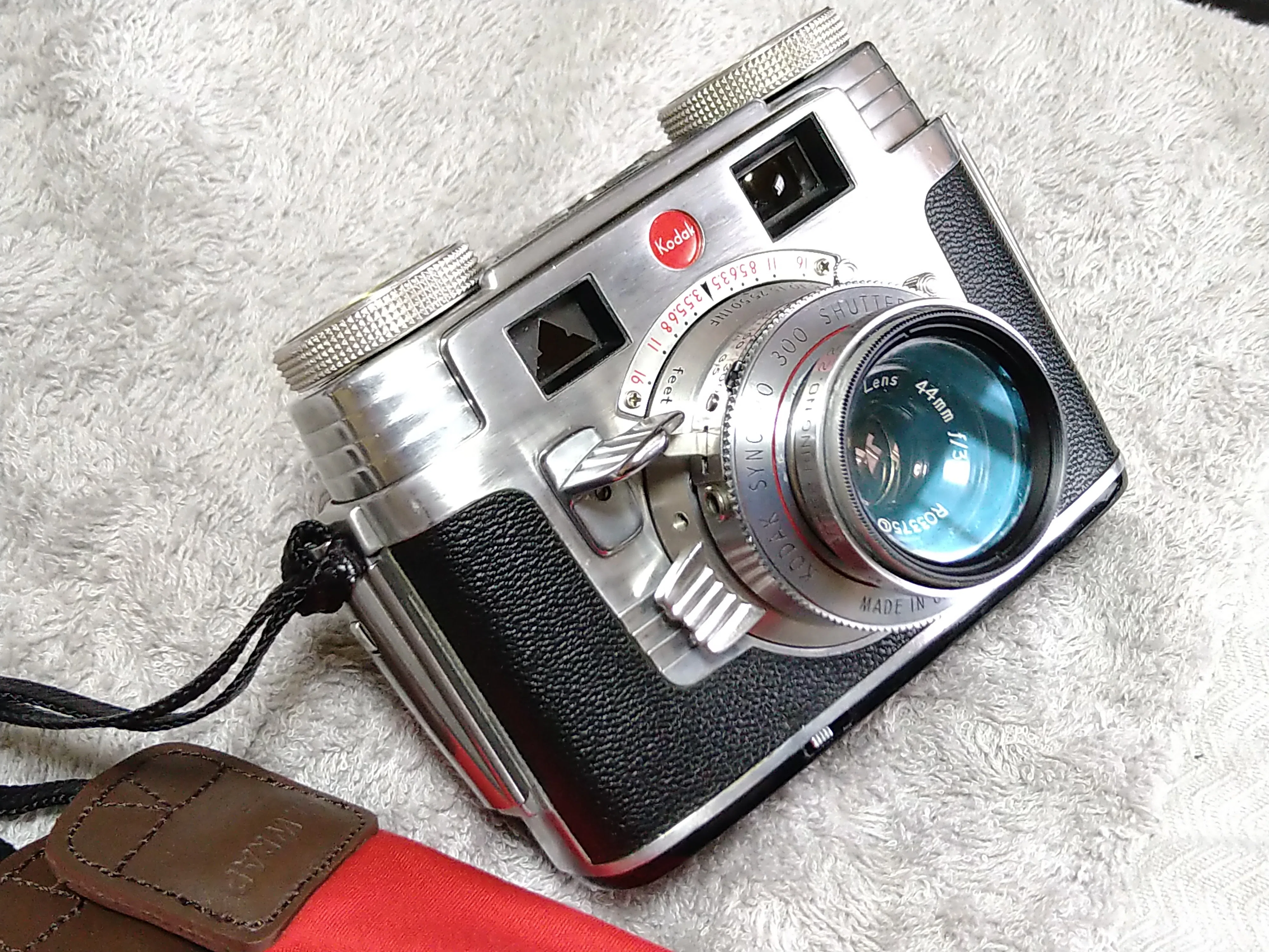 Kodak Signet35でモノクロ写真〜キラキラを求めて〜｜はるひ