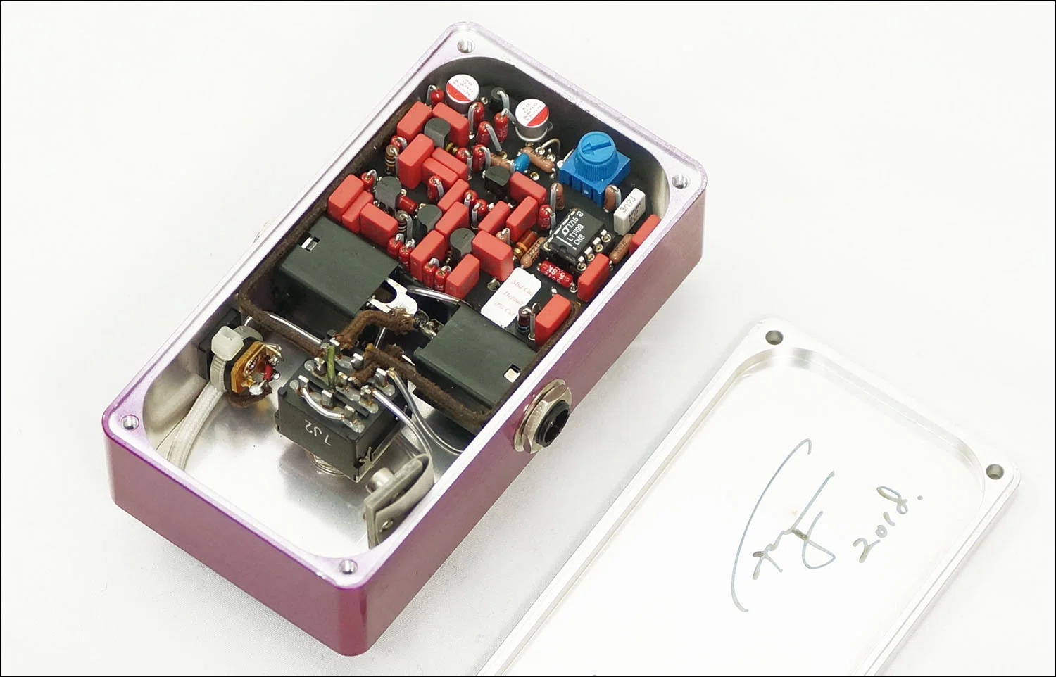特選中古品！Leqtique（レクティーク）によるディストーション・ペダル
