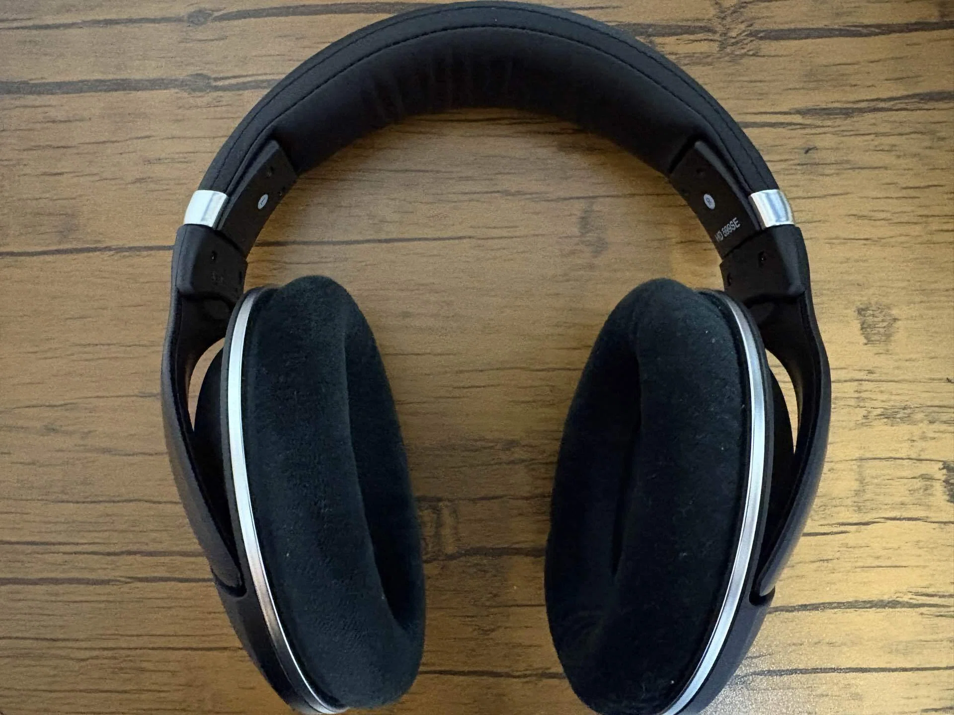 ベース練習用に買ったヘッドフォン ゼンハイザーのHD 599が、音楽にも