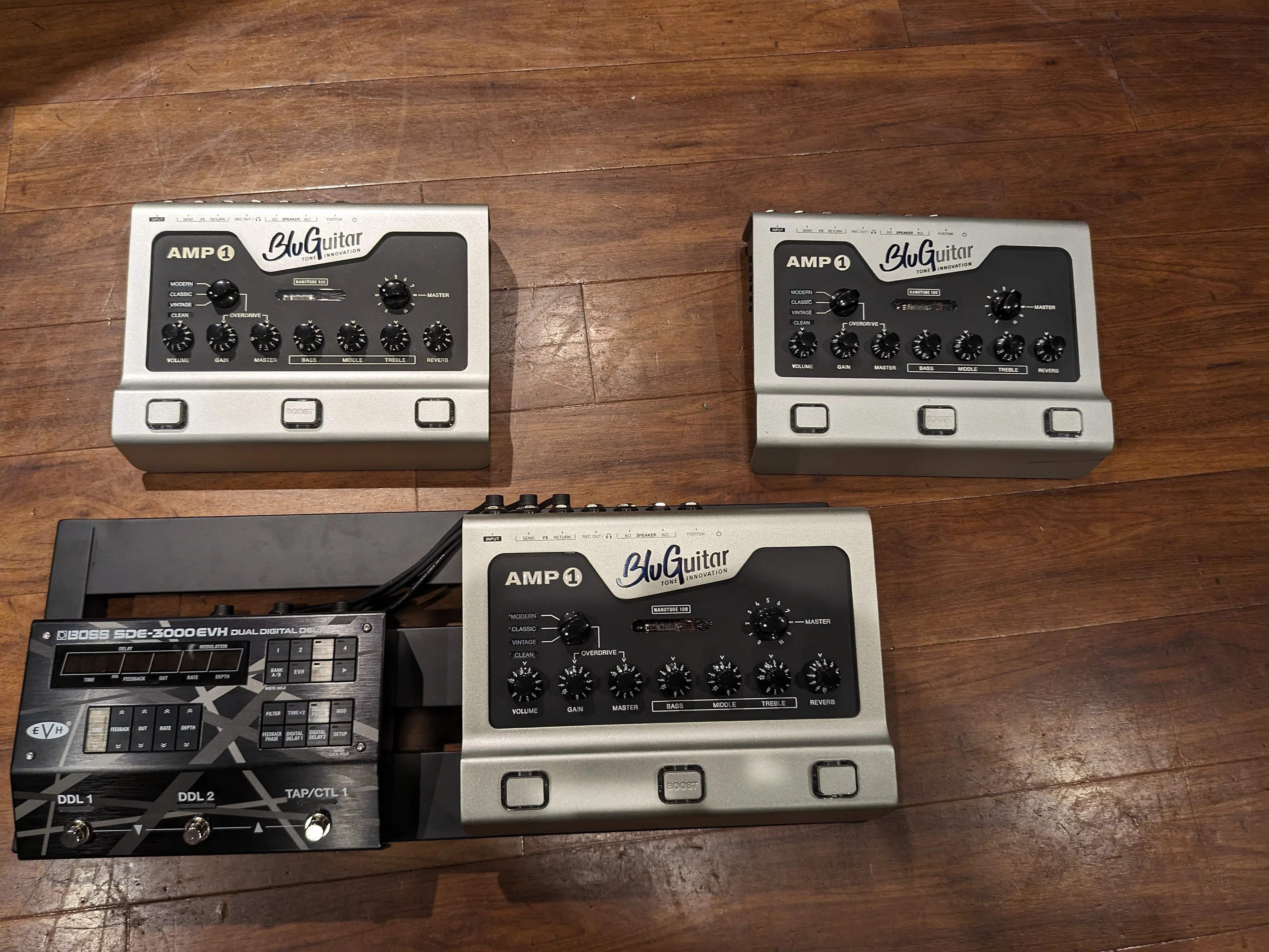 I bought three of the same amp. The day I discovered WDW with the
