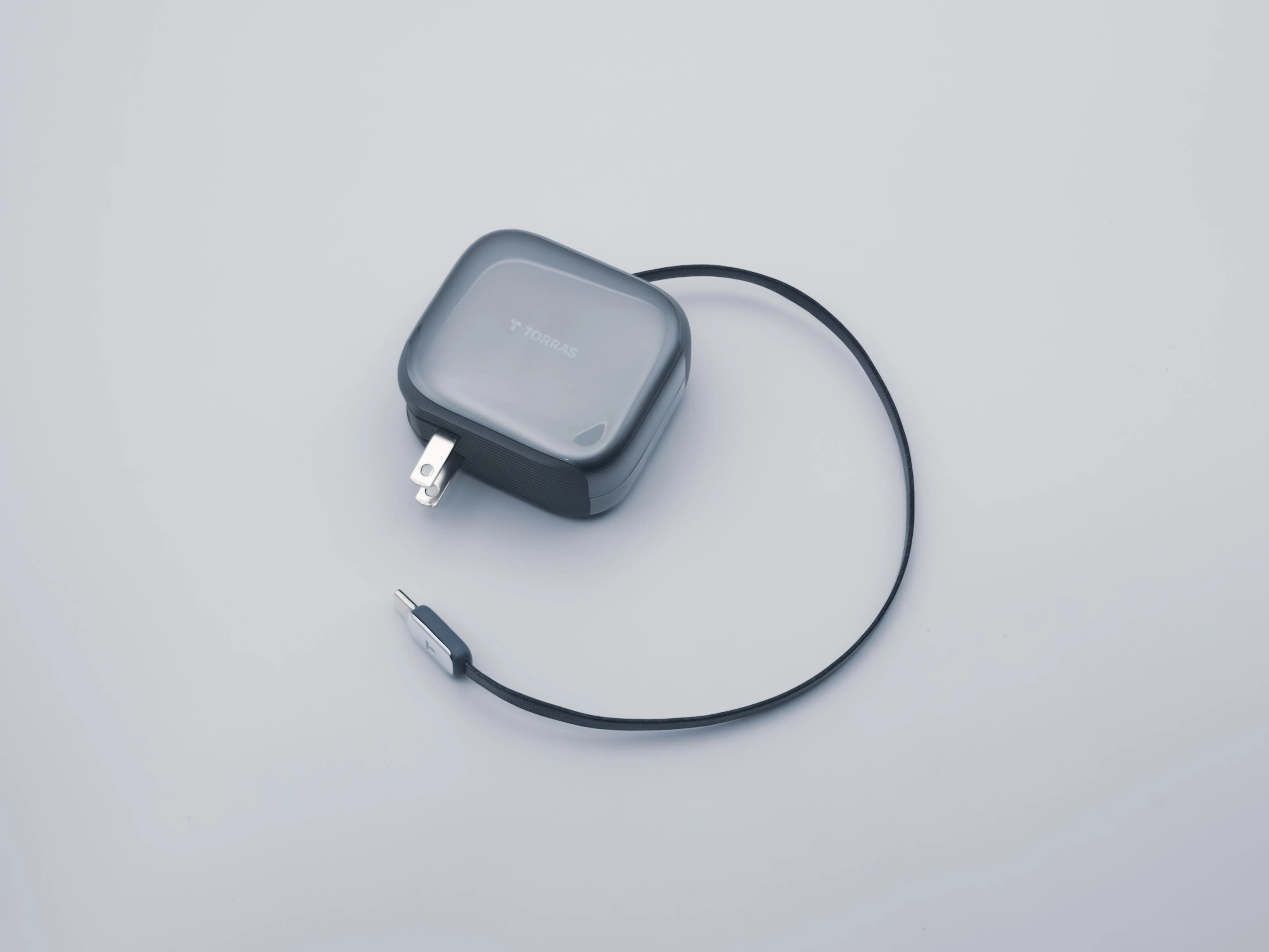TORRAS FlexLine Pro 60W】ケーブルまで美しく隠す！巻き取り式USB C