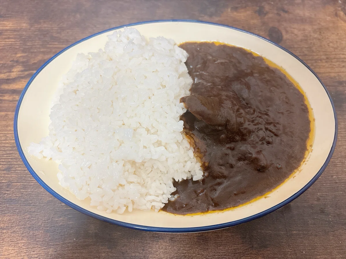 レトルト格付け#99 銀座洋食ビーフ黒カリー (明治)｜イケ麺