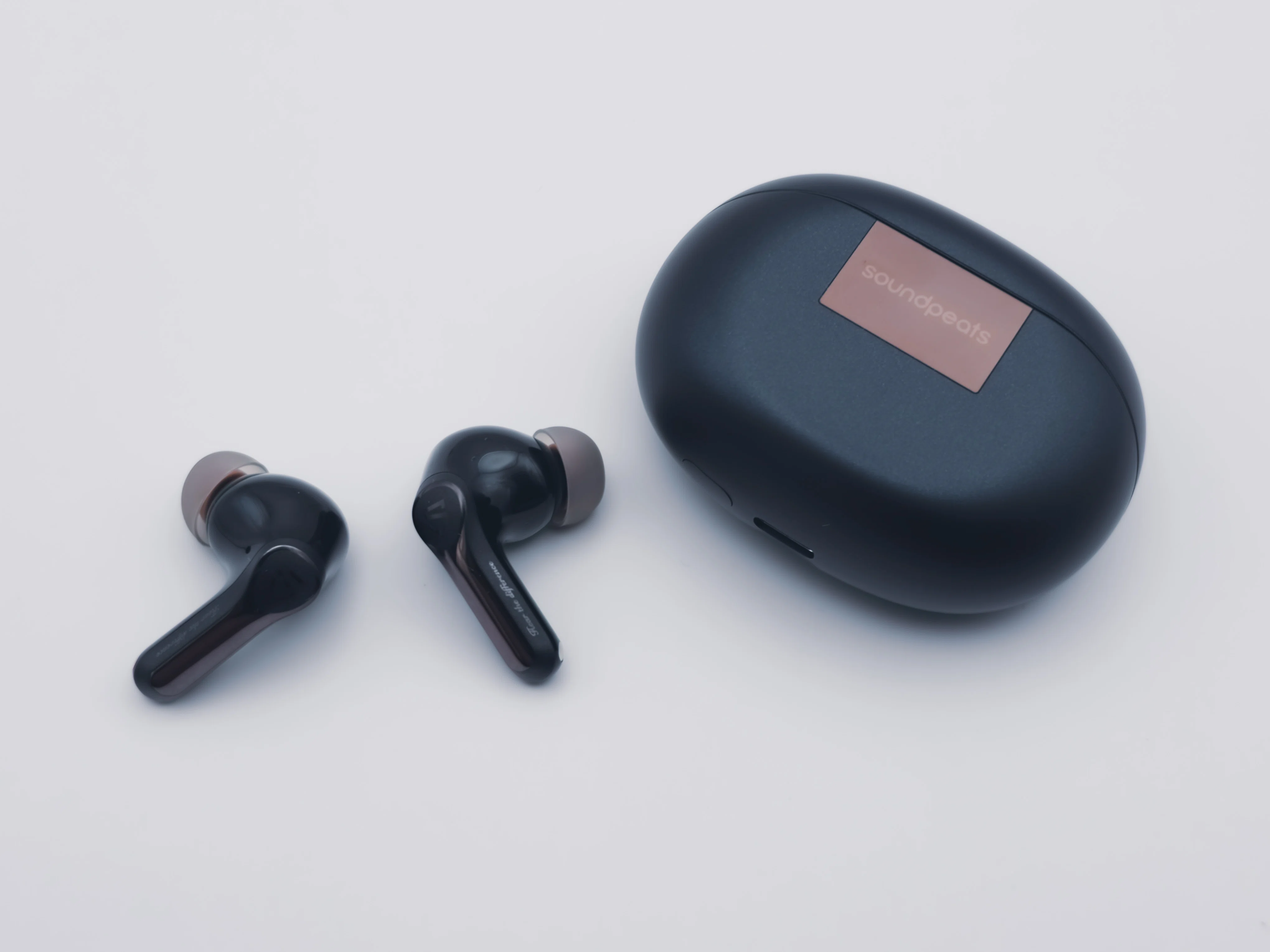 SOUNDPEATS Air6 Pro】Dolby Audio、ハイレゾ、最大-58dBのANC、全部