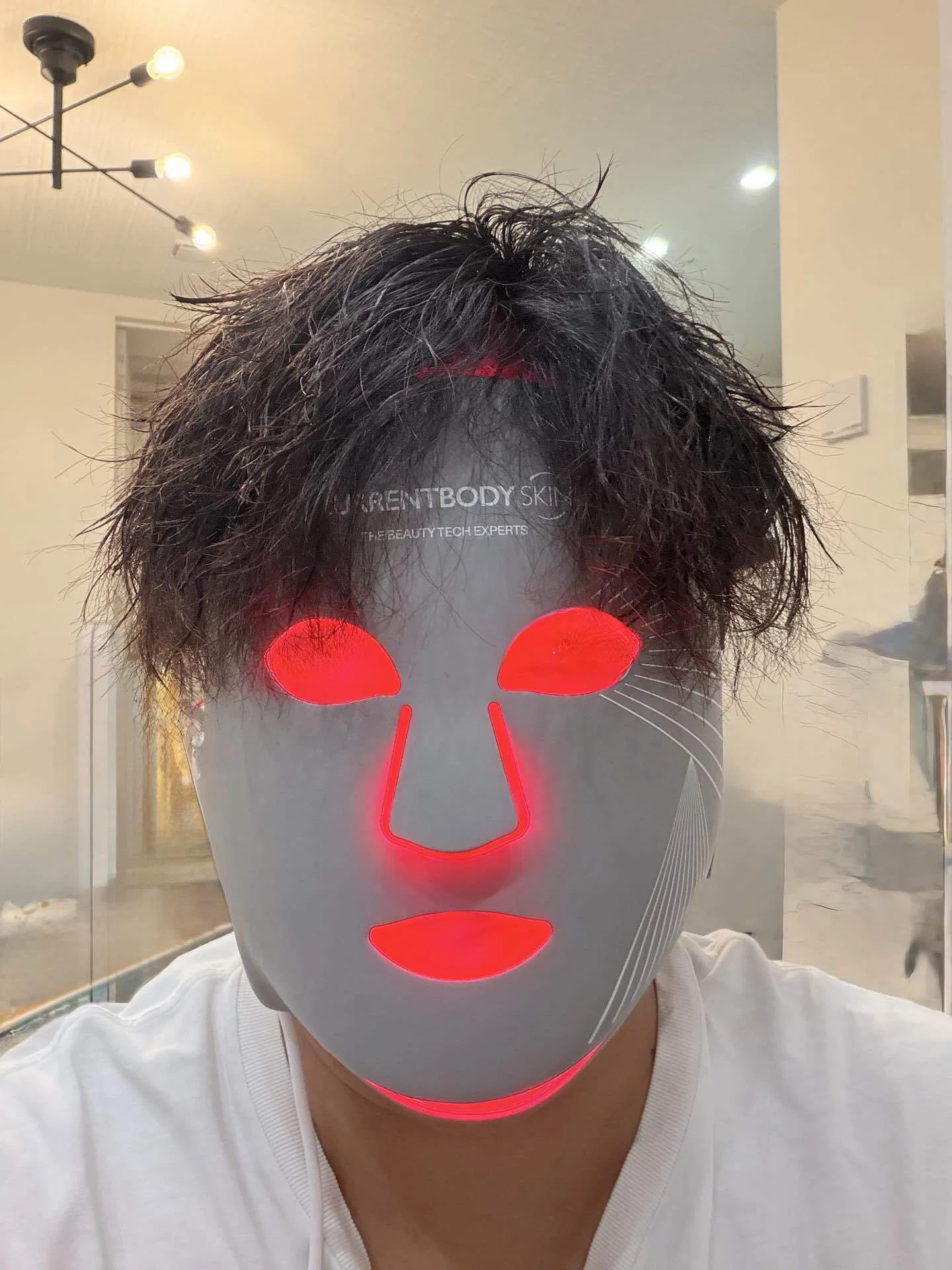 CurrentBody Skin LEDマルチライトマスクを2週間使ってみた。装着感や