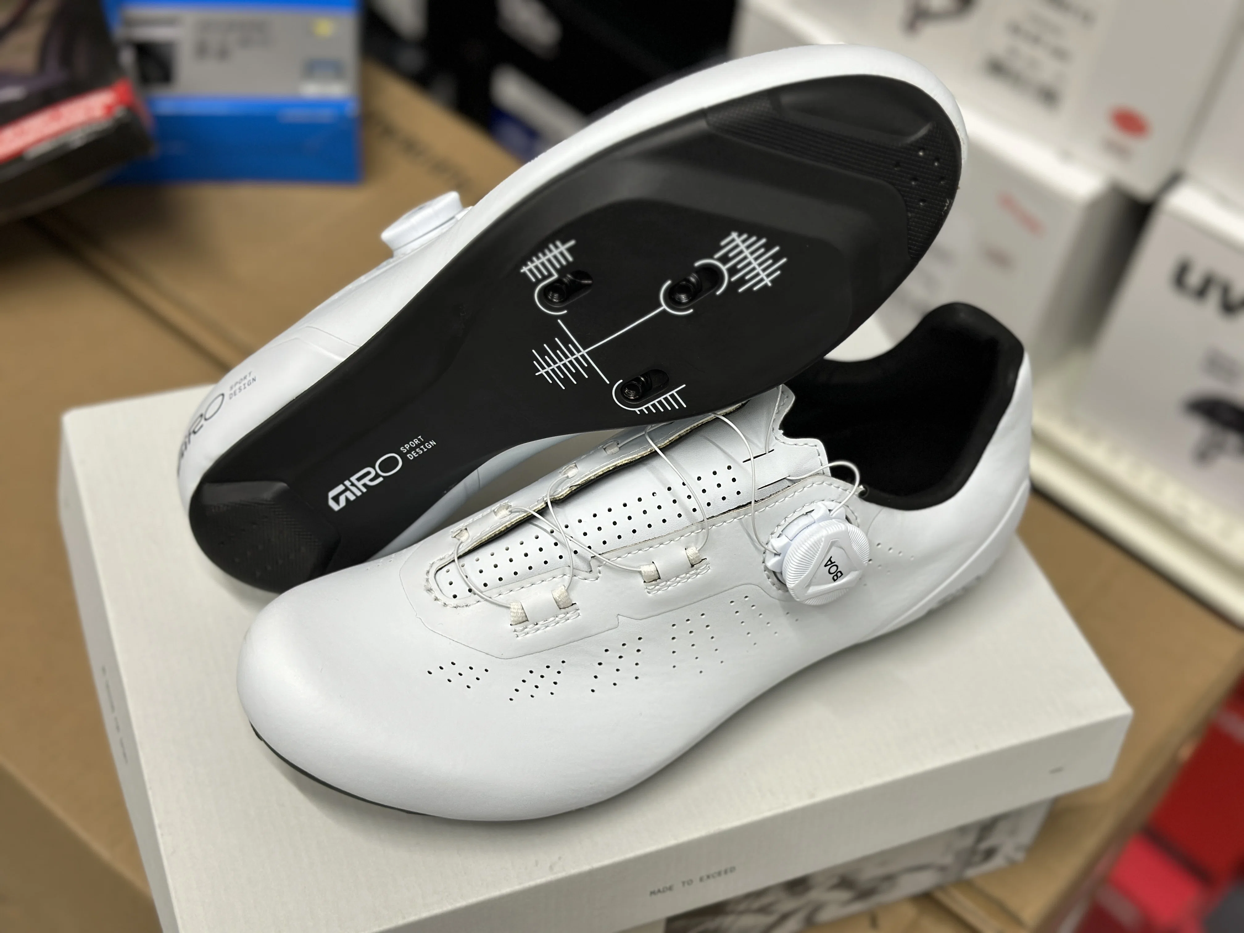 ロードバイク沼へ｜SPD-SLと白いビンディングシューズを買いました｜楢