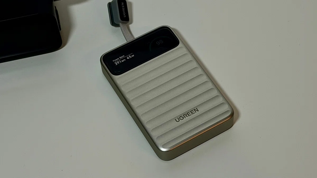 UGREEN Nexode Wavyレビュー!発火の不安が消えた、見えるモバイルバッテリーの本音