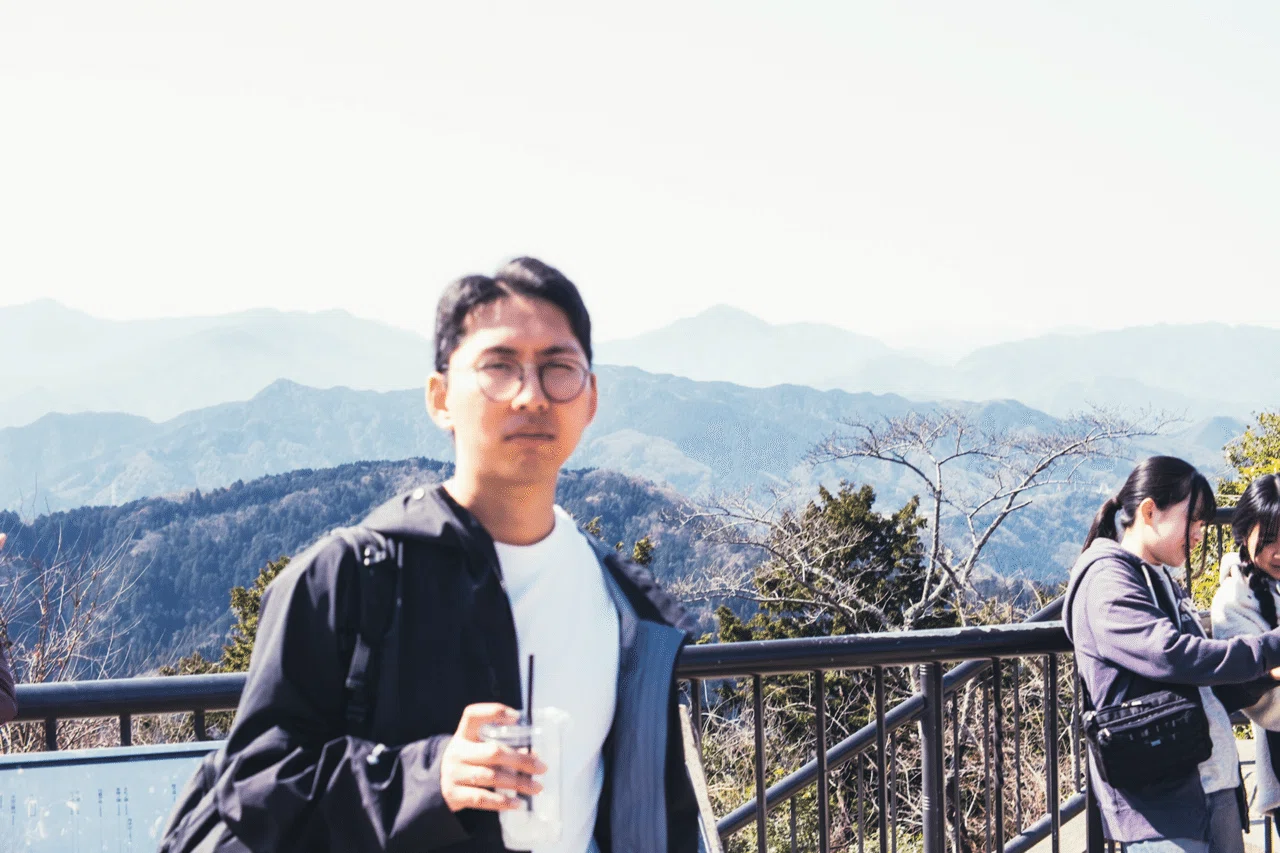 J氏