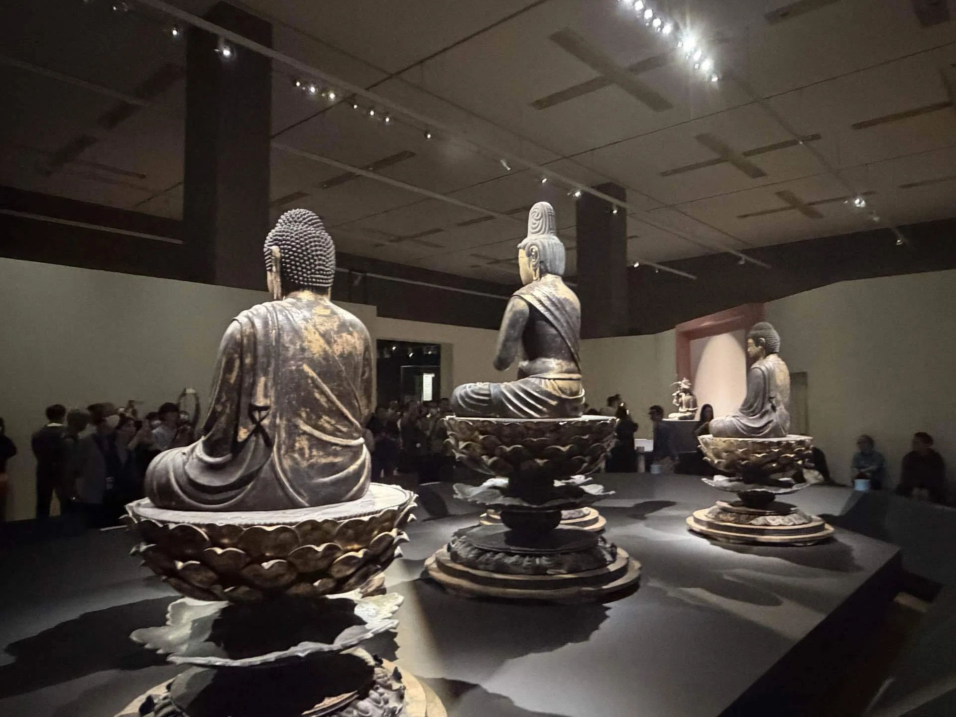 1200年前の仏像が、今にも動き出しそうだった。「空海と真言の名宝」を