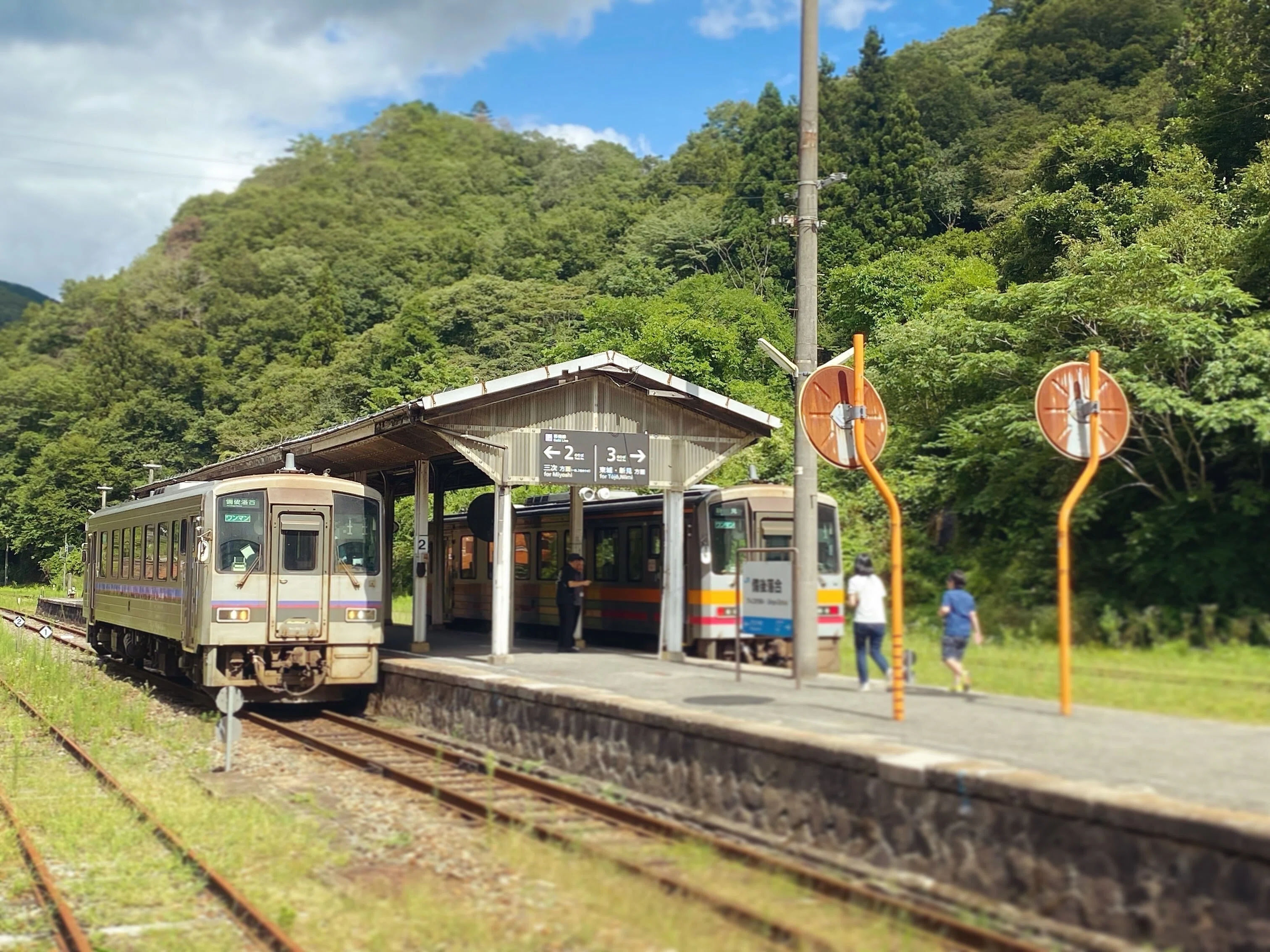 廃線寸前なのに満席？JR芸備線が「愛し愛される」理由｜青春18きっぷの