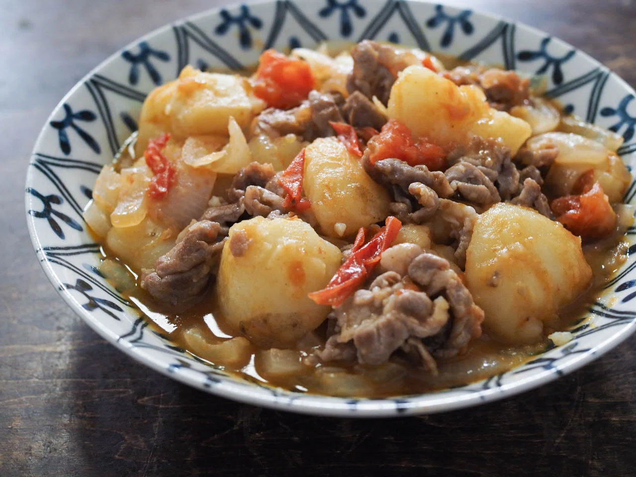 肉じゃが トマト肉じゃが】塩味でさっぱりめちゃ旨♪｜奥薗壽子／家庭料理研究家