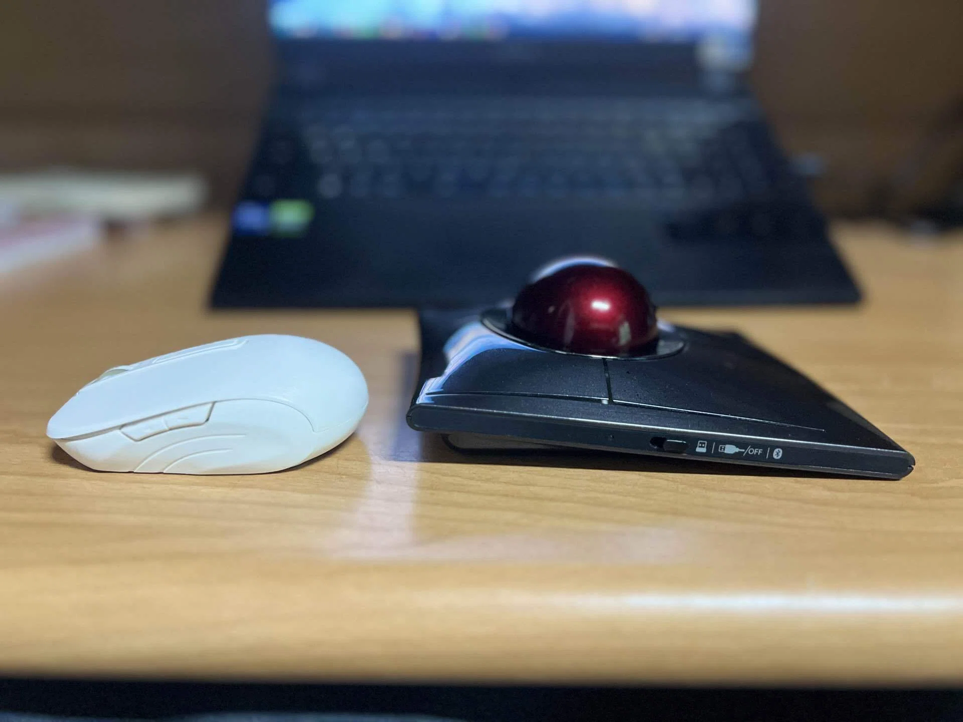 Kensington Slim Blade Pro】デカすぎる最強のトラックボール｜Suzuki