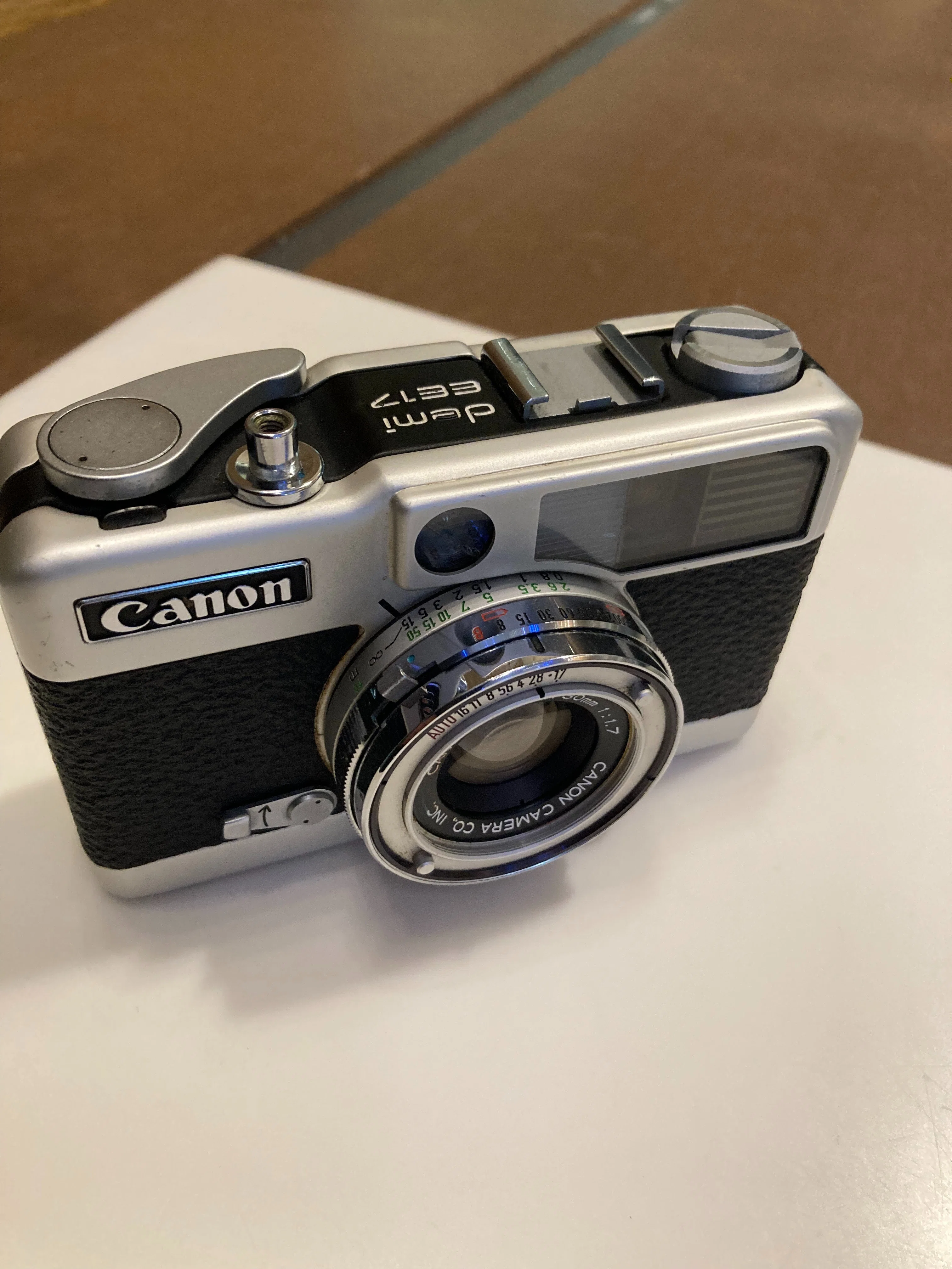Canon demi EE17をもって（大雨の）氷見市へ旅行した話｜黒猫デル太