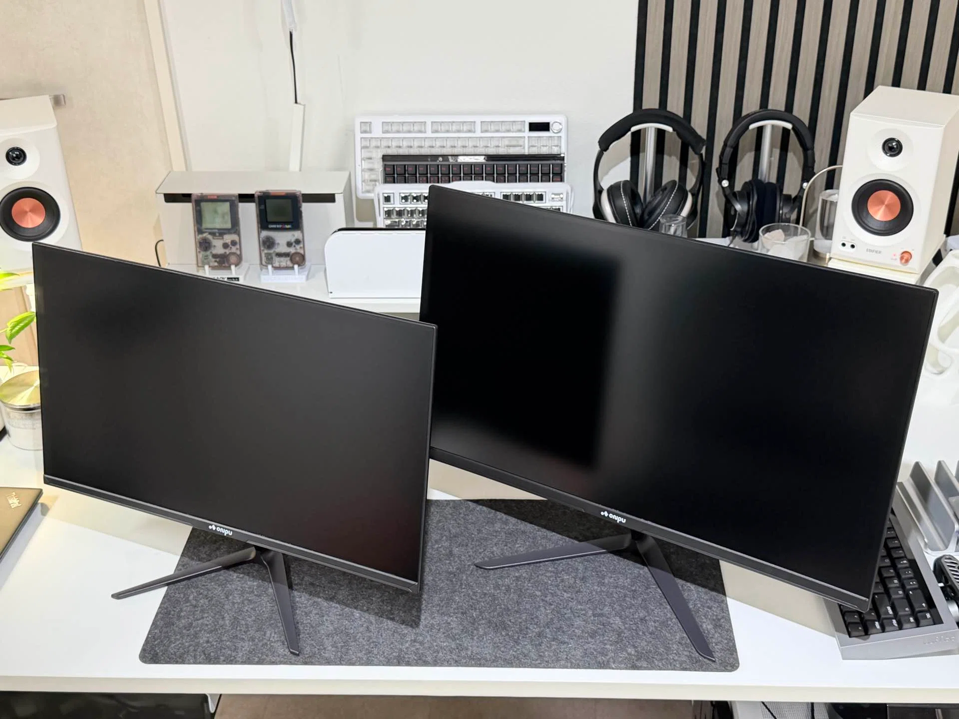 ONPUプレミアムビューモニター比較レビュー｜23.8インチ240Hzと27