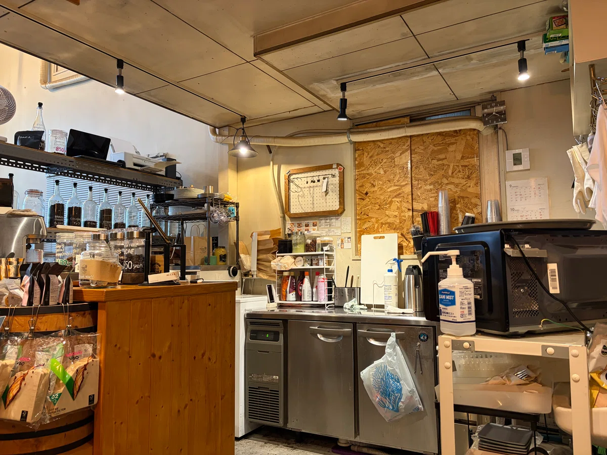 A Wide Variety of Beans [Tiphareth Coffee Roastery] @ Yotsuya｜ジョリオ