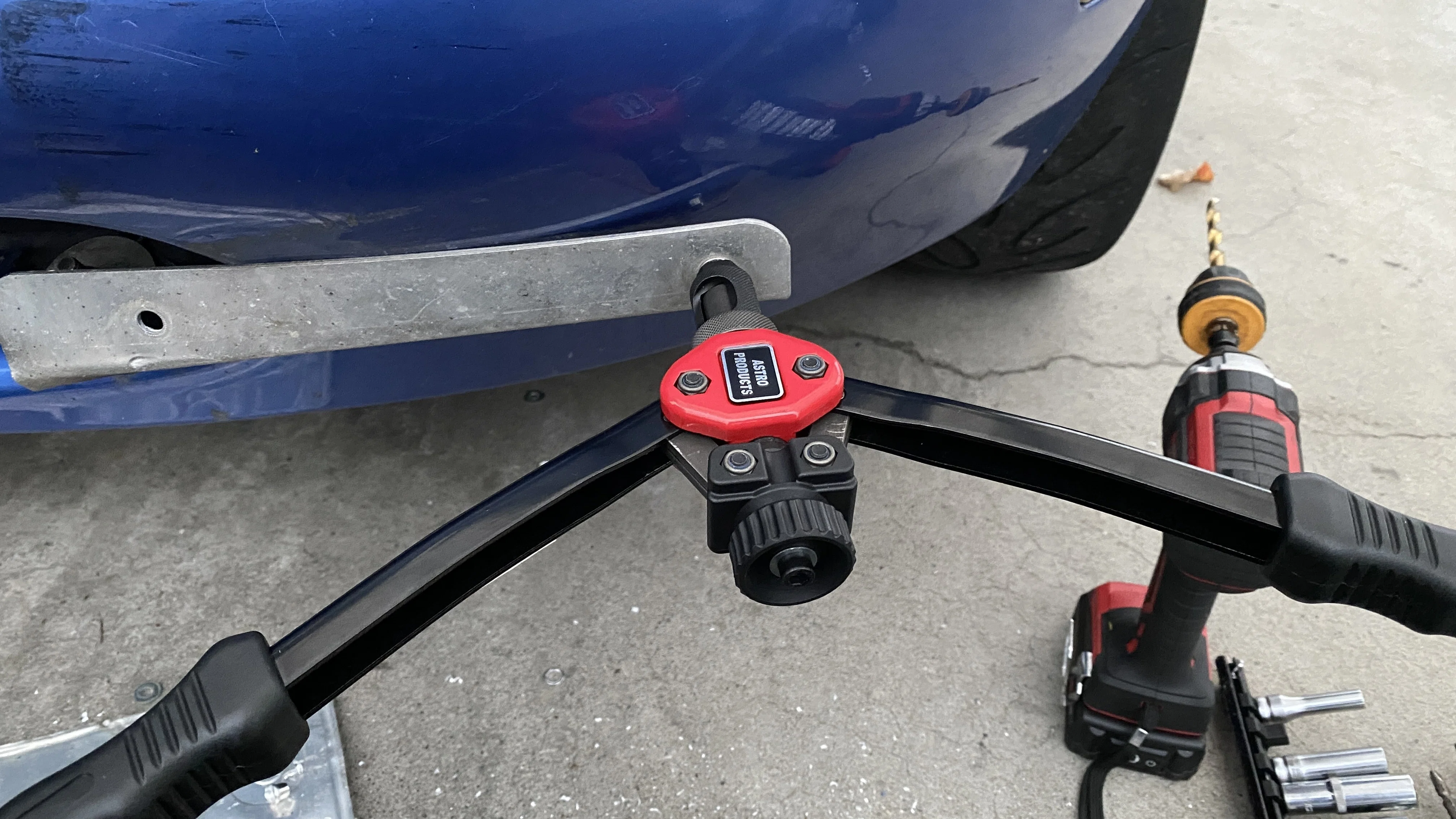 NA Roadster: Making the license plate easier to remove with nut rivets ...