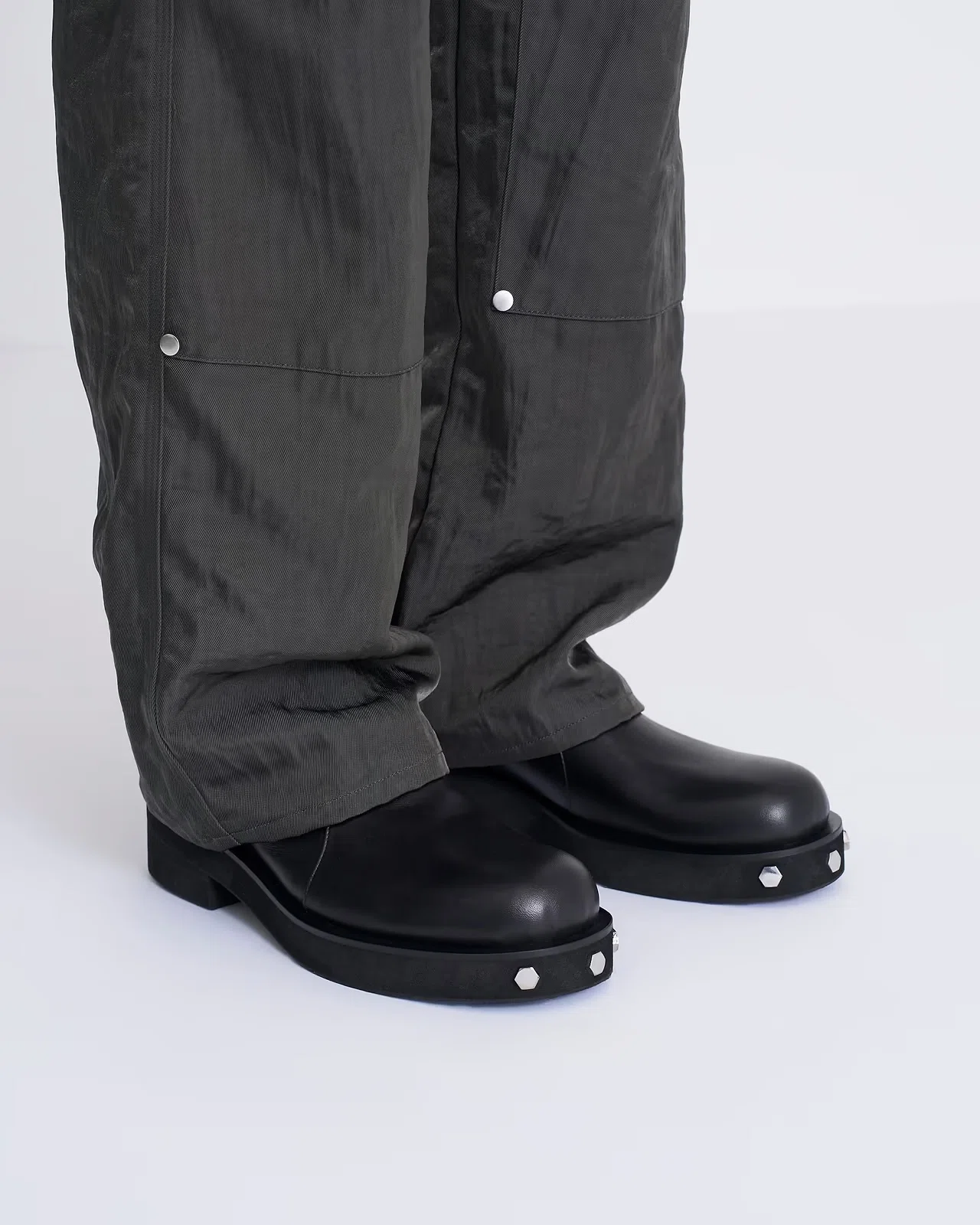 OUAT Astro Zip Boots Article Listing ¥66,000 (tax included