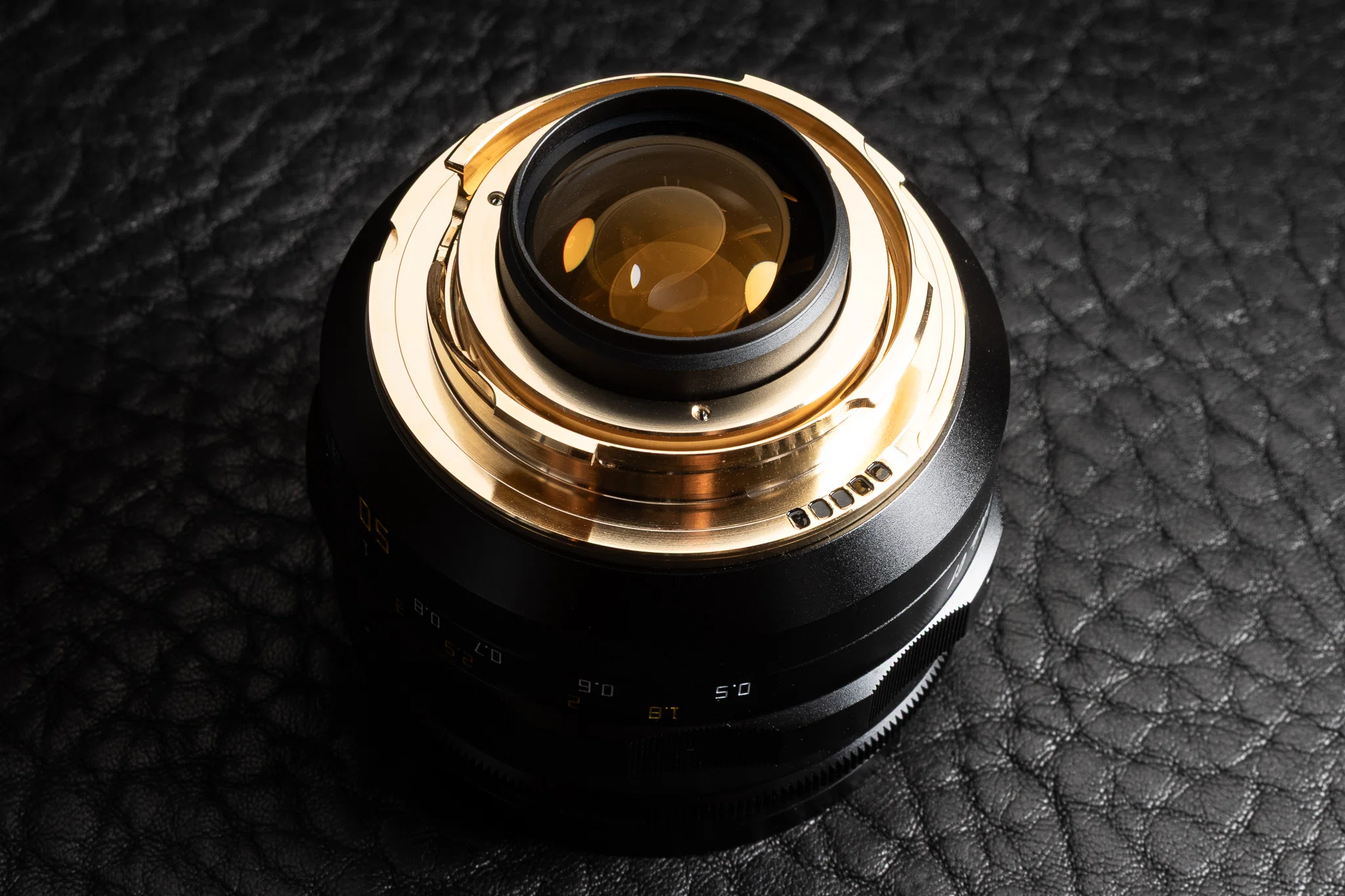 澤村徹のカメラガジェット放浪記 第28回 輪廻転生する50mm F1.1