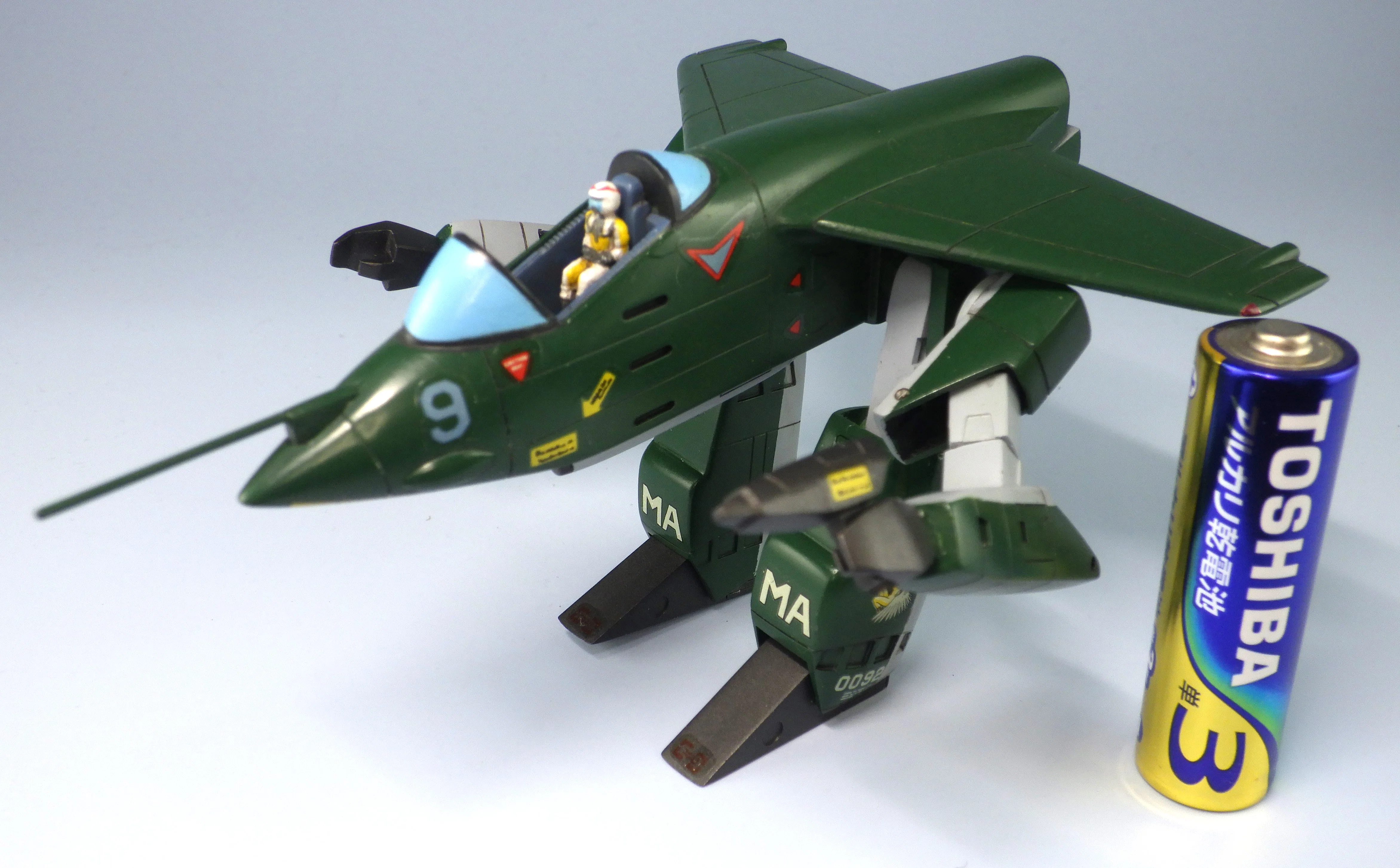 イマイ 1/100 ガウォーク・ハリアー｜tranabe