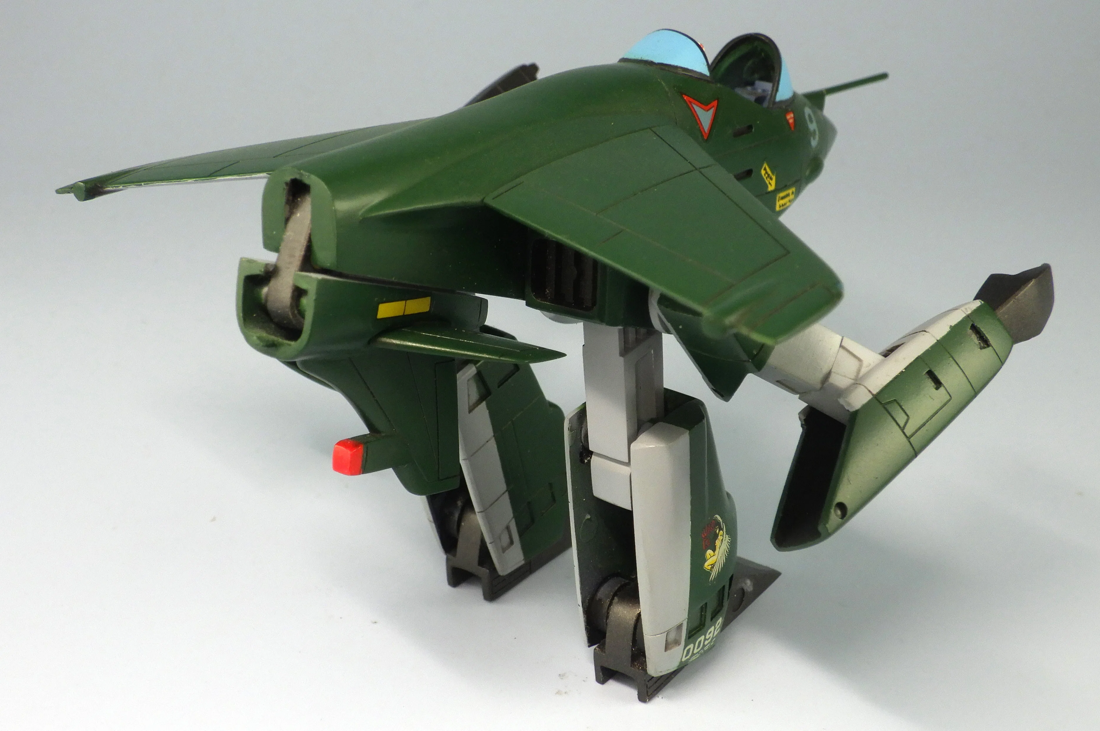イマイ 1/100 ガウォーク・ハリアー｜tranabe