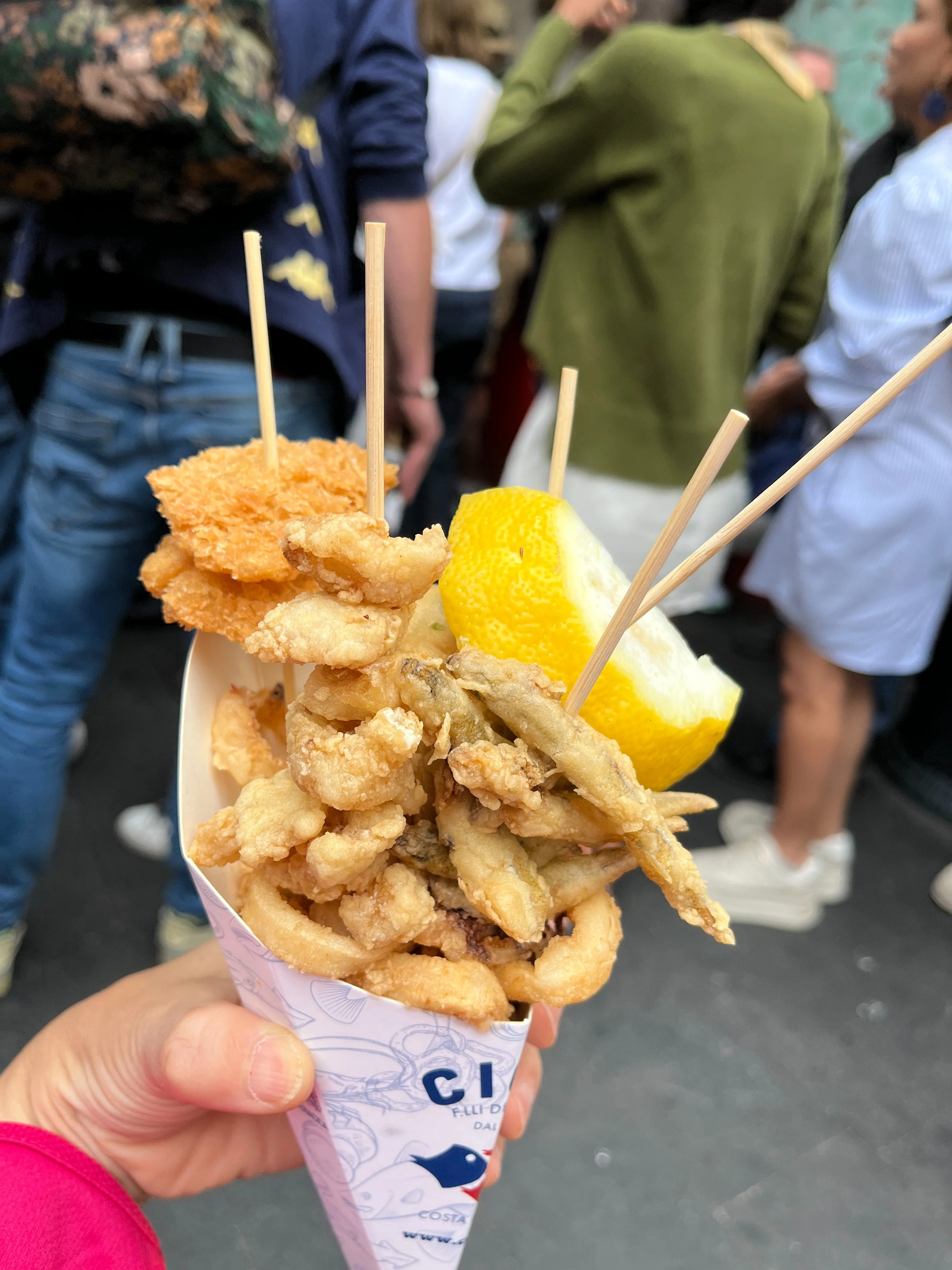 マリオと旅するイタリア［4日目-2］船酔い復活！そしてアマルフィの