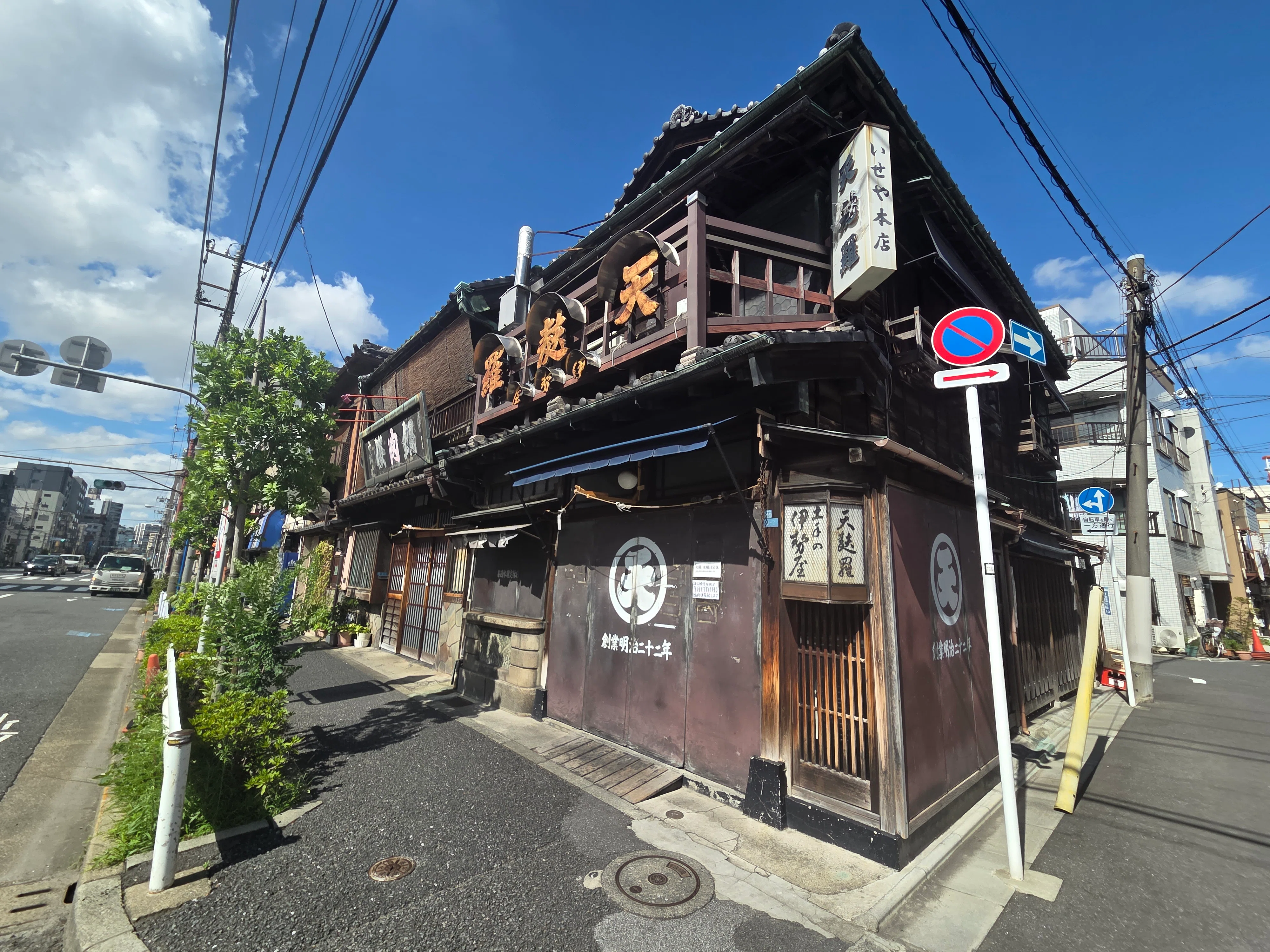 奥浅草散策、吉原の痕跡と歴史の余韻を感じる｜紫陽花