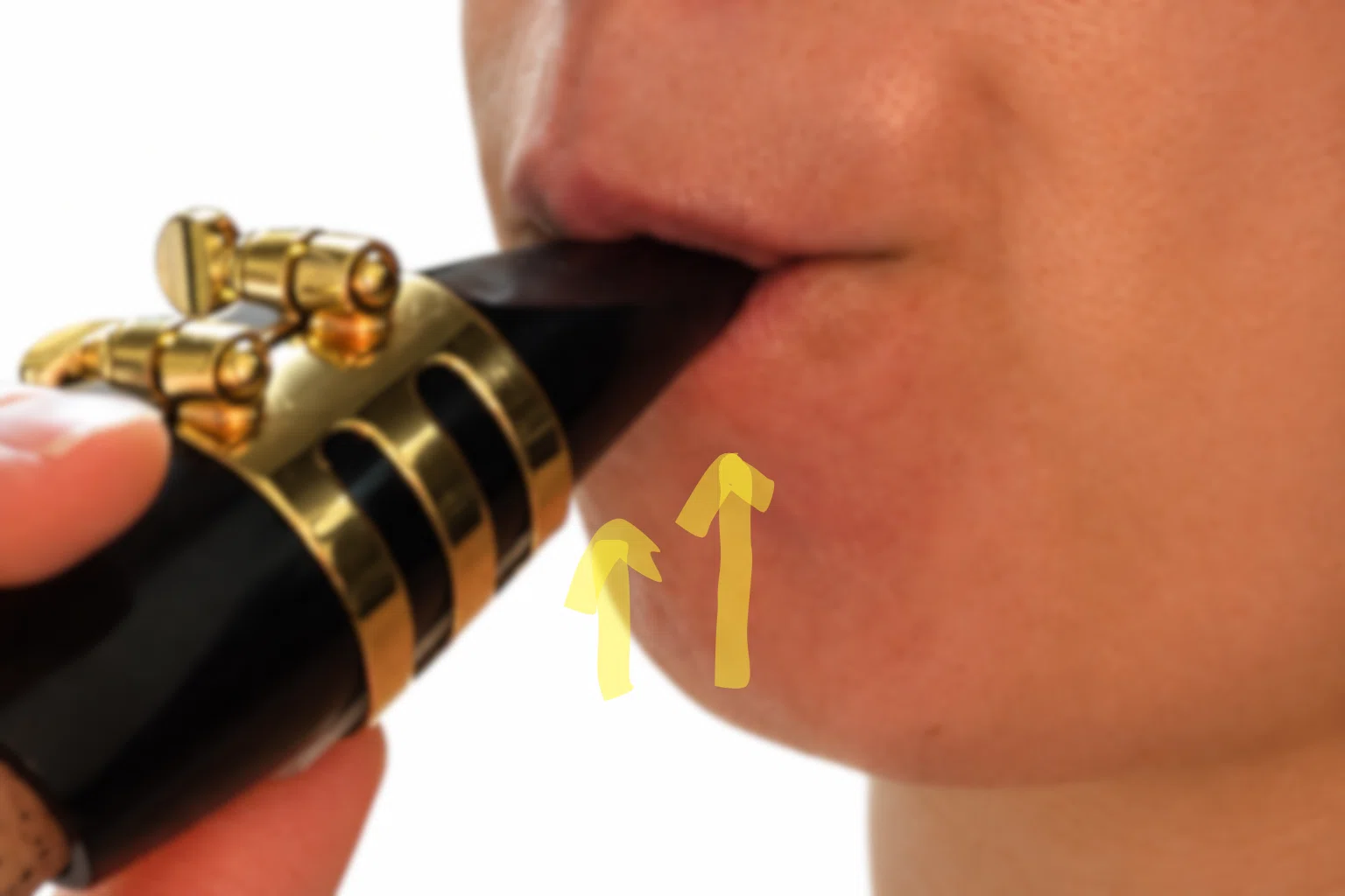 For those whose lower lip hurts when playing the saxophone | Pain does ...