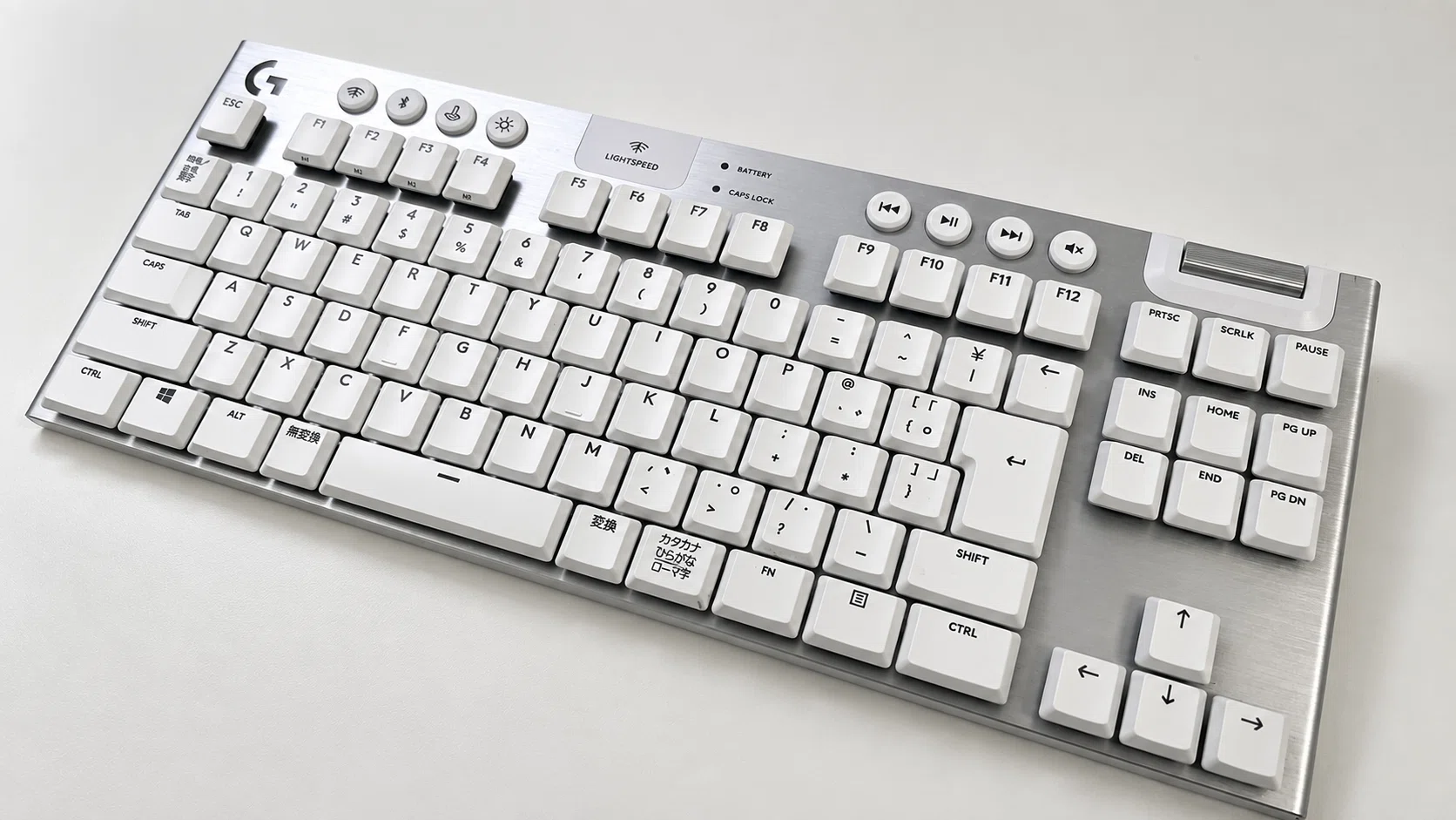 Logitech G913 TKL Review | A Gaming Keyboard with No Perceptible