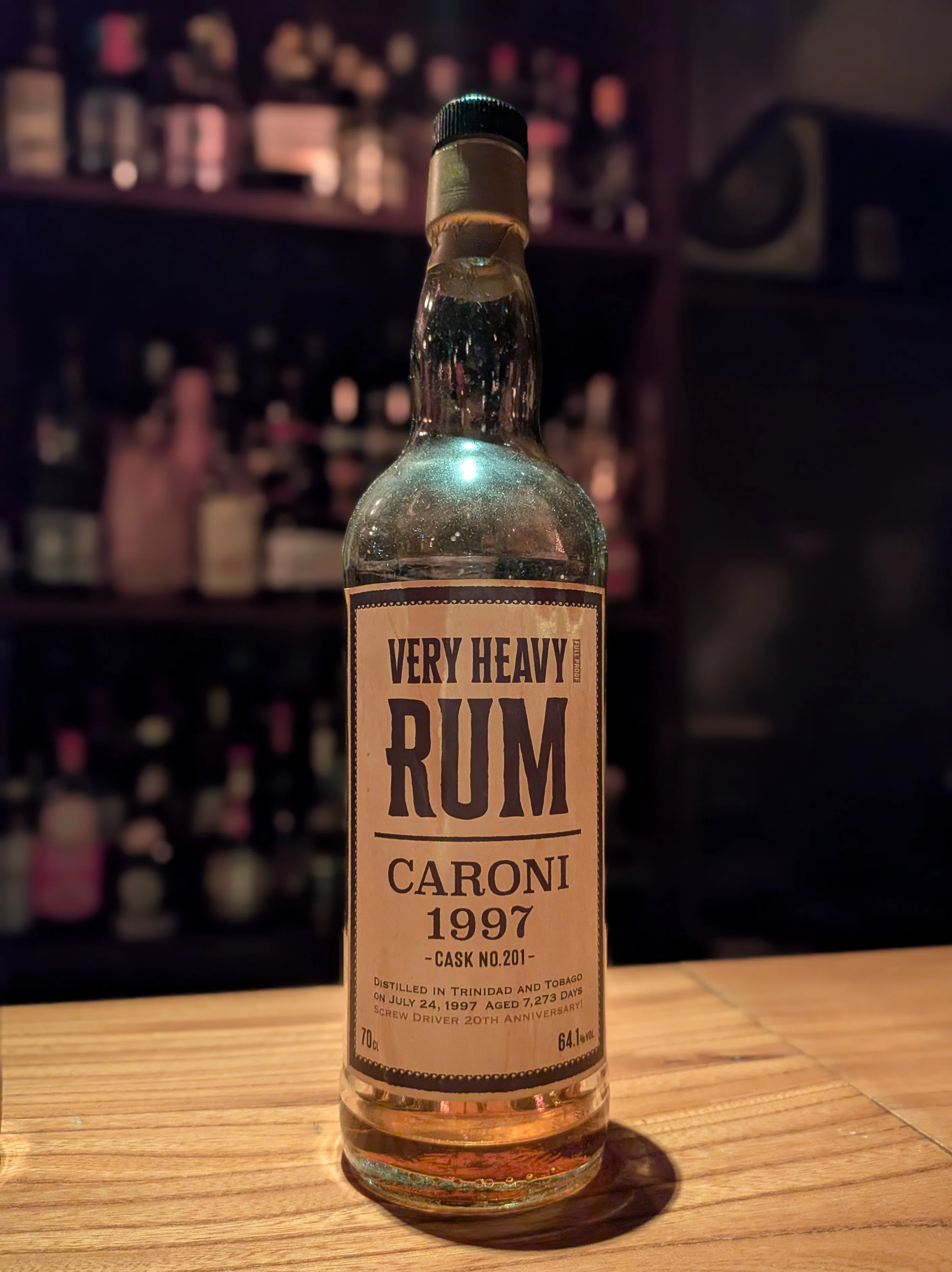 BBR カロニ　1997 20年　トリニダードラム ちる30 Caroni 1997 Cask No.201 SCREW DRIVER 20周年ボトル｜ちるラム