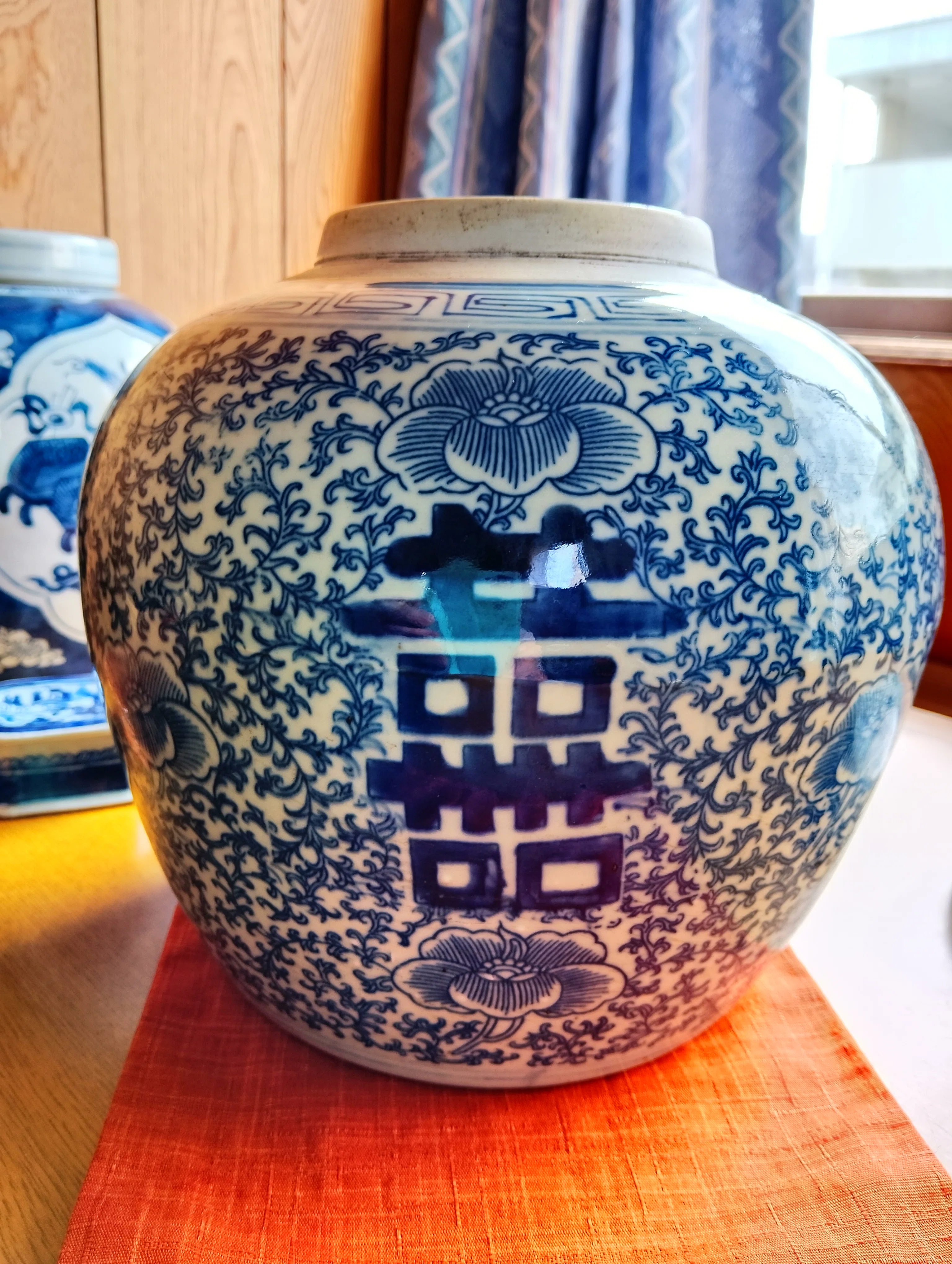 青花喜字缶｜トリニティ