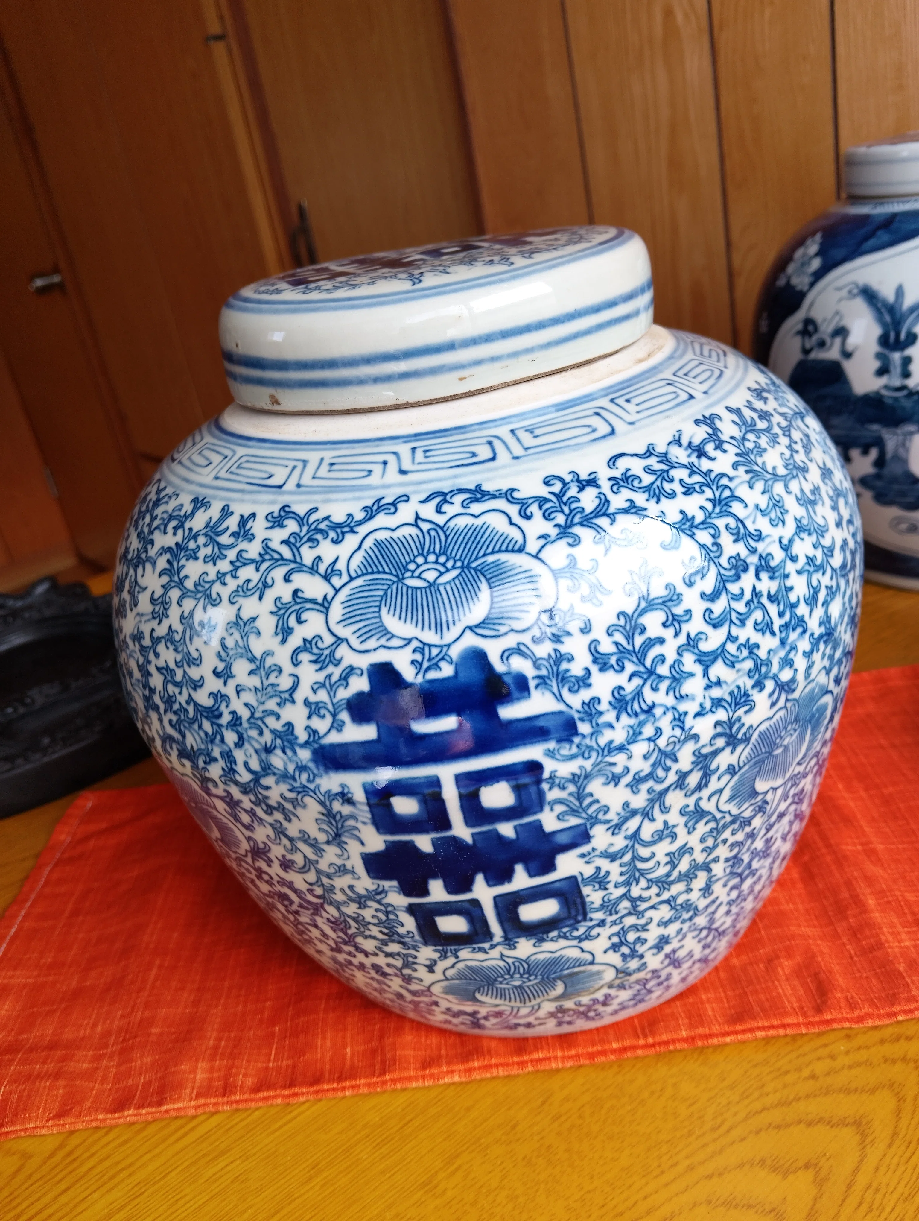 青花喜字缶｜トリニティ