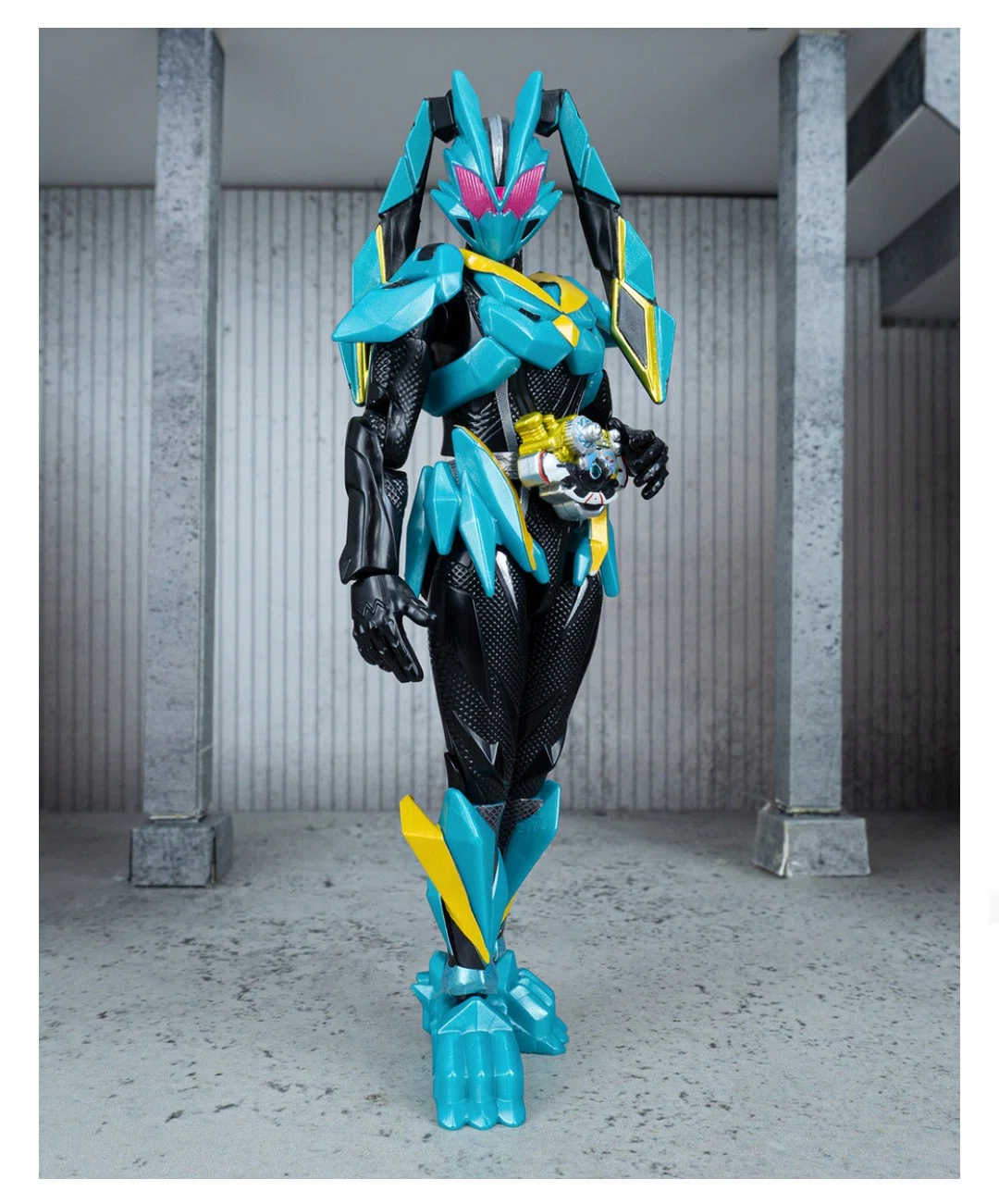 8月20日に解禁されたフィギュアーツ＆9月20日に更新された装動仮面