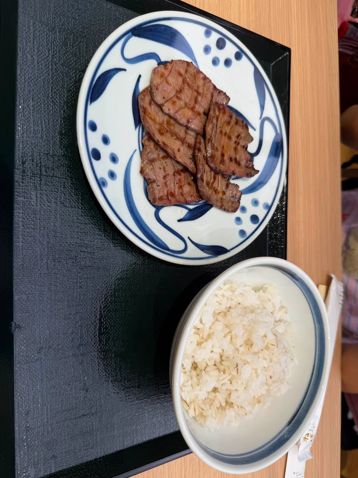 [Kobe/Sannomiya] Visiting the Beef Tongue Specialty Restaurant 