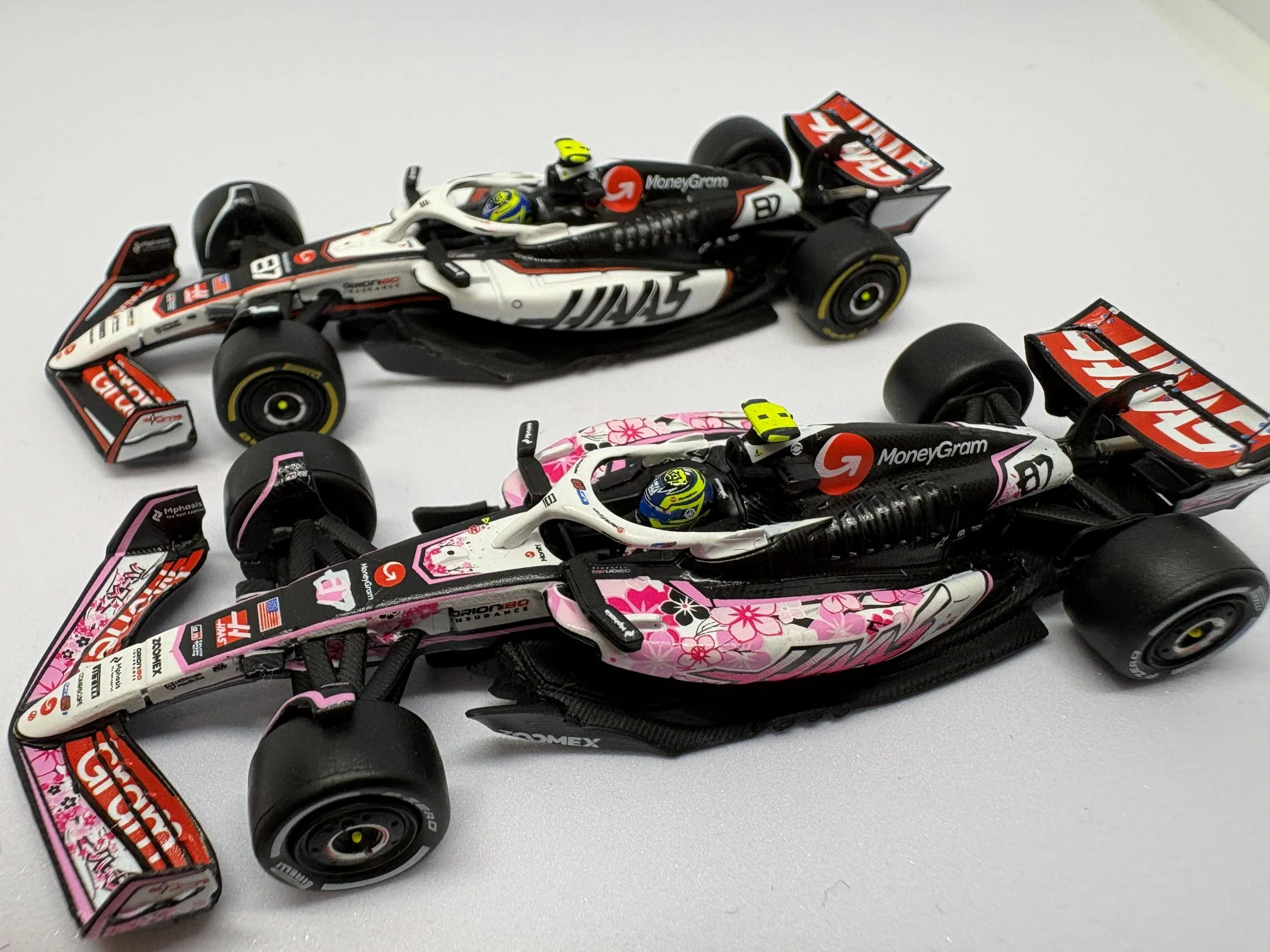 スパーク 1/64 ハース VF-25 No.87 2025 F1 日本GP オリバー・ベアマン
