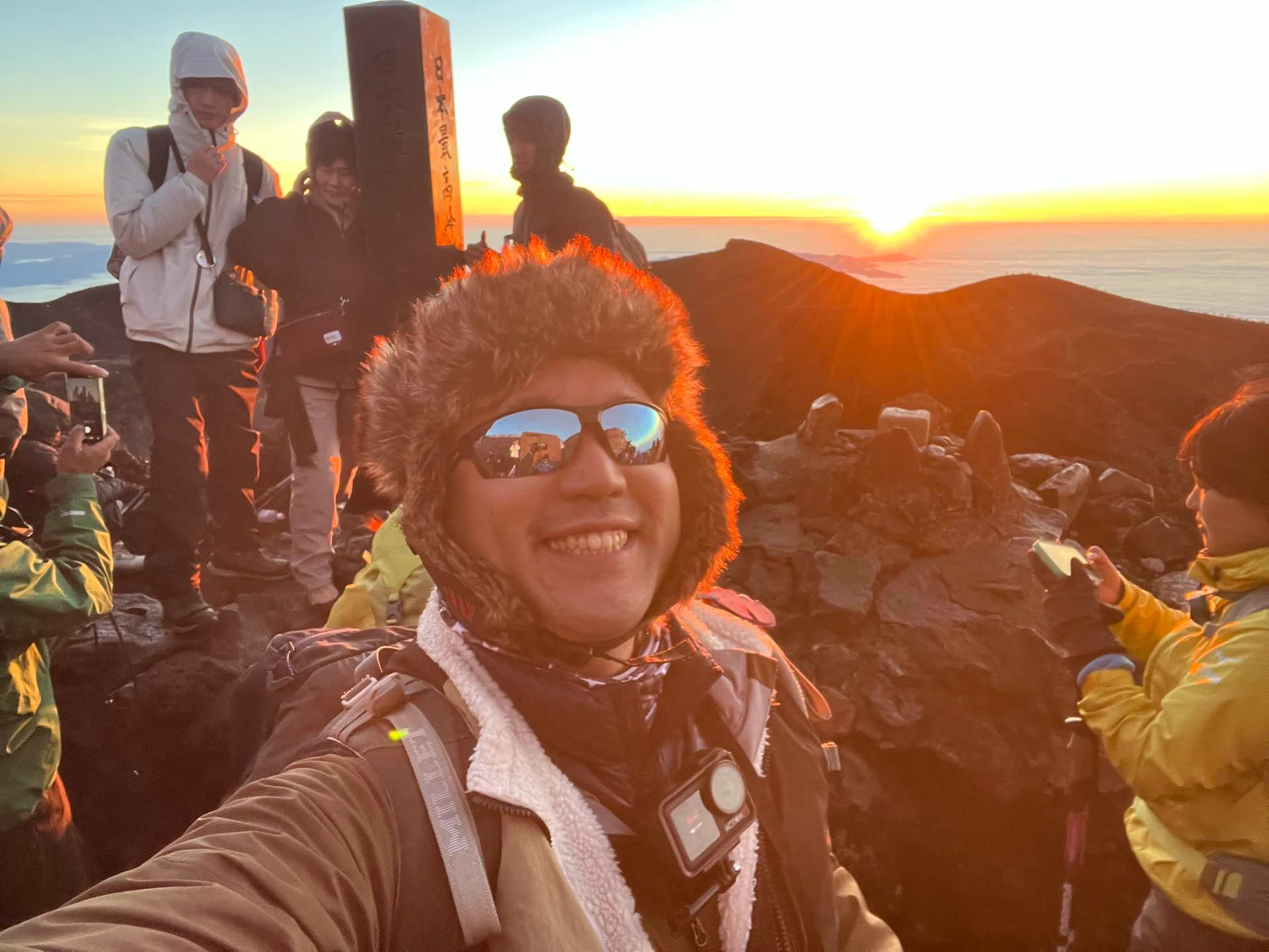 My 3rd time climbing Mt. Fuji. I saw the best view. Plus a report