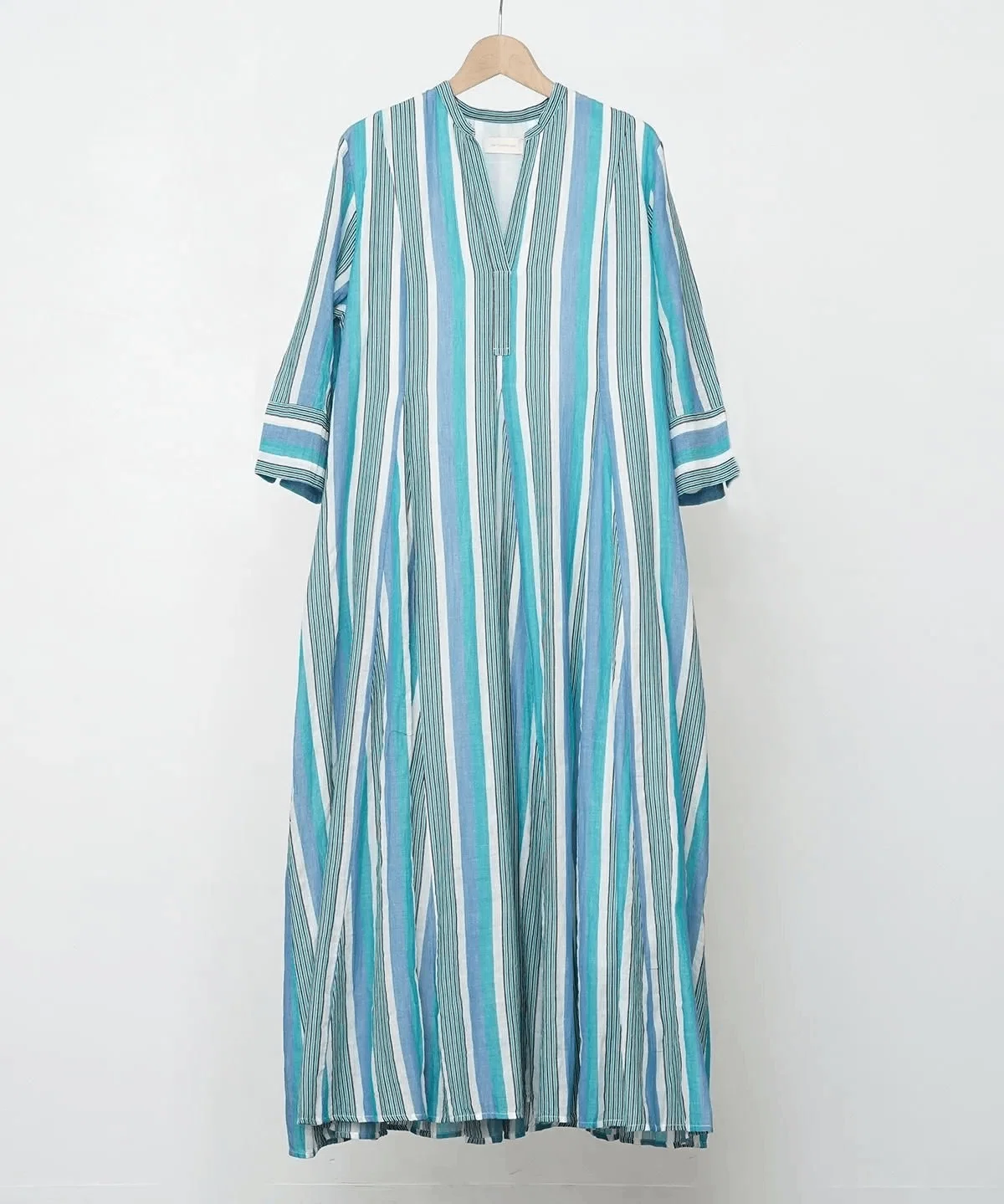 秋の訪れに【ne Quittez pas】Cotton Voile Stripe Panel Dress
