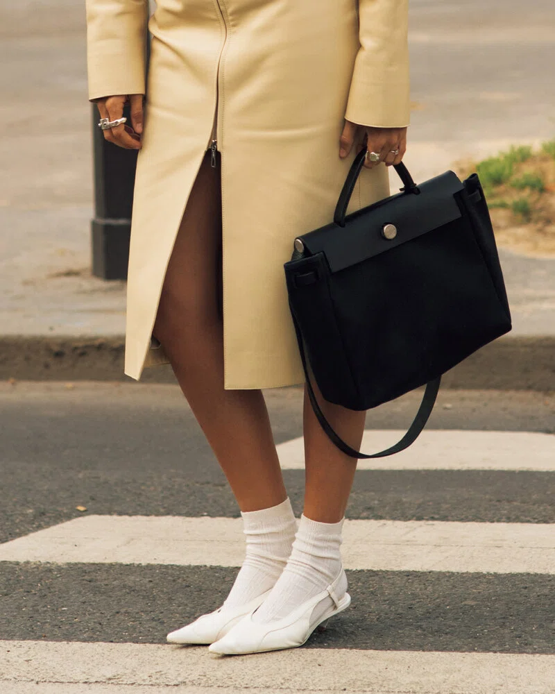 Fashion English Vol. 18: How to Compliment a 'Monochrome' Look ...