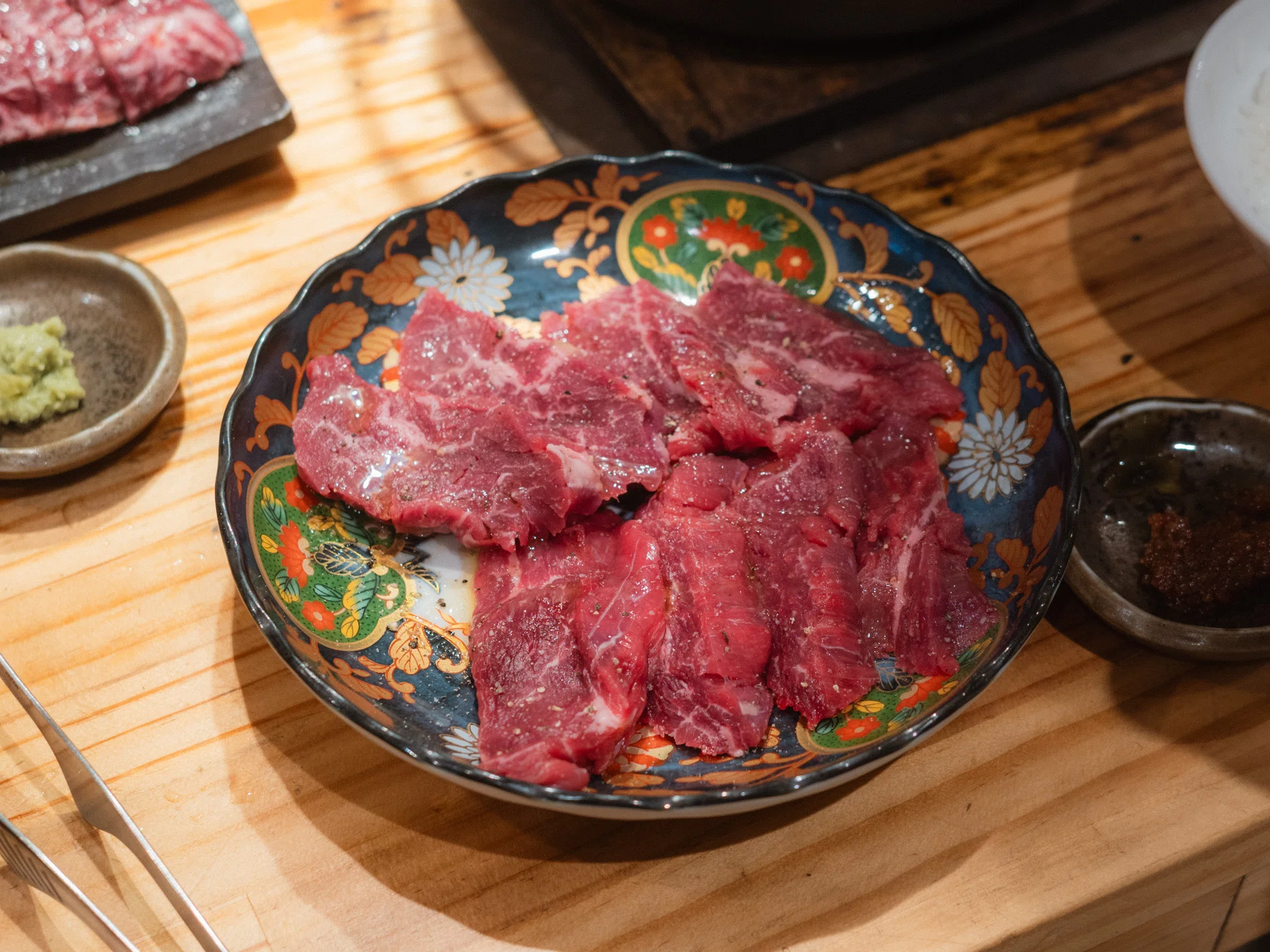 【力を宿す牛血水晶】高品質ファイヤークォーツ 14.5mm大玉 ワイヤー模様 赤身肉サイコー! 沼袋の焼肉「太陽」観測ログ｜三つ目猫 NEMU