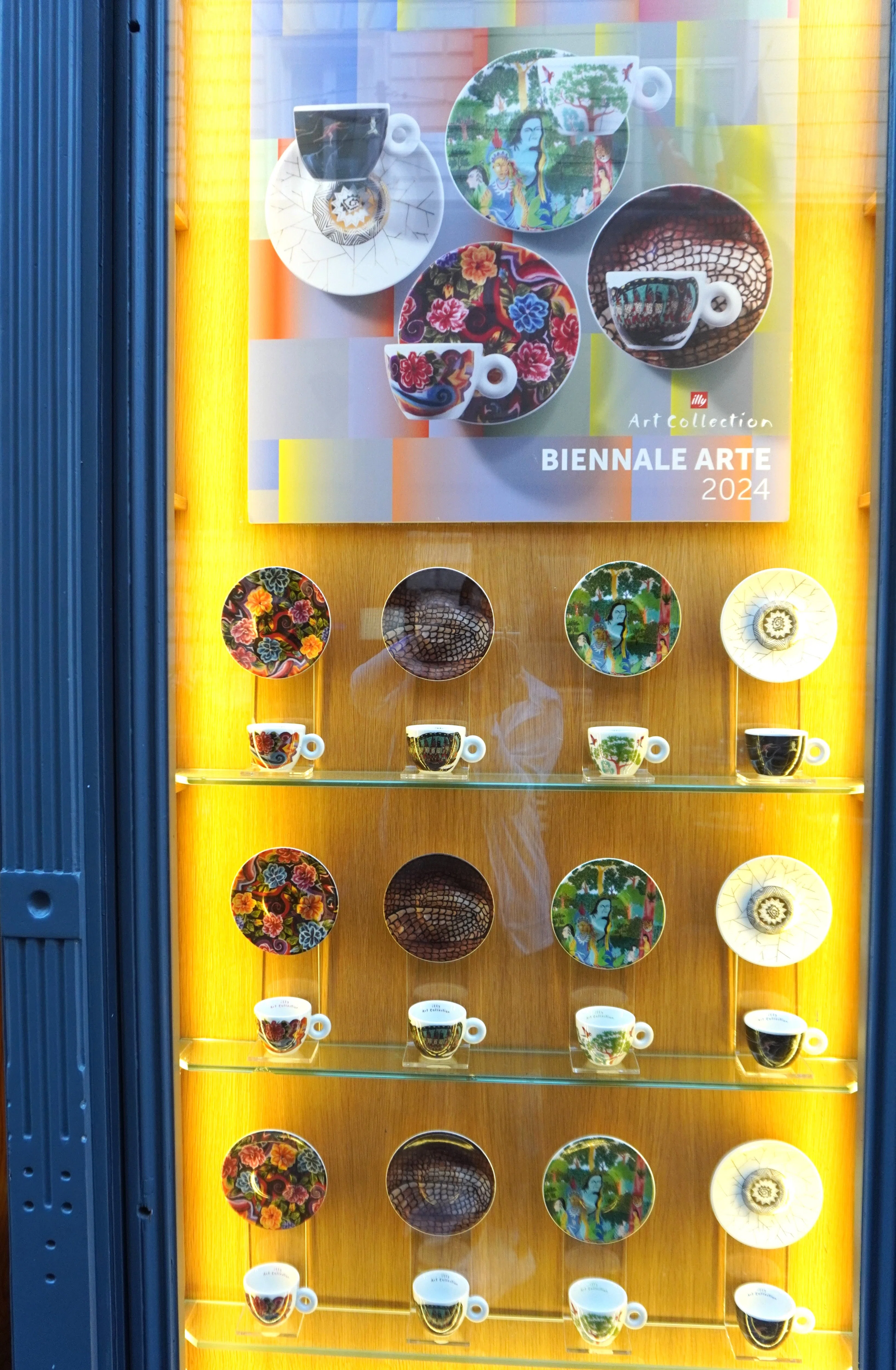 トリエステ発祥の「イリー（illy）カッフェ」✨「アート・コレクション