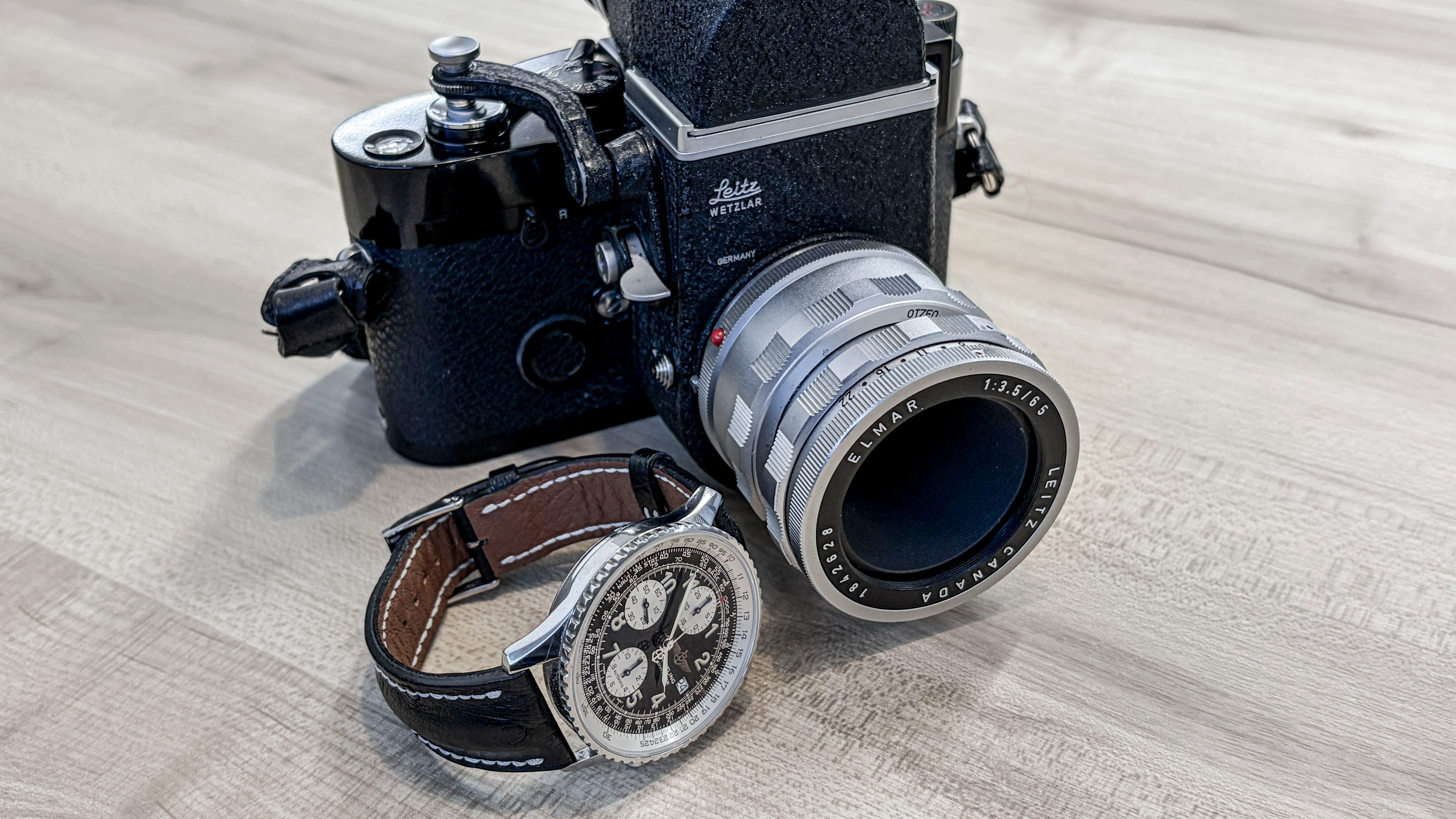 ELMAR 65mm F3.5に似合う時計｜MOJA MOJA