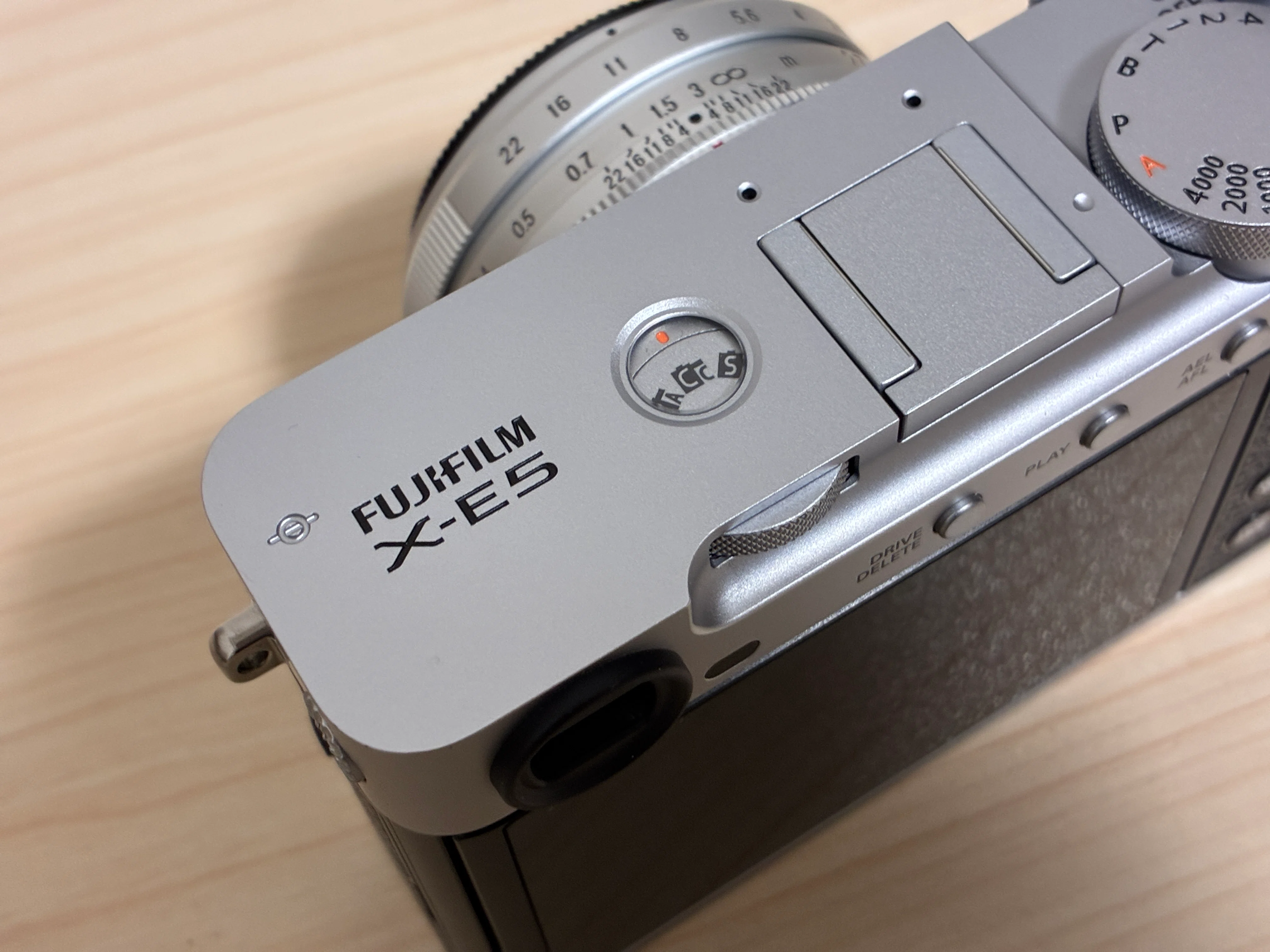 X-E5 / Ultron は新たな旅の相棒になってくれるのか｜ytkampf_fps0