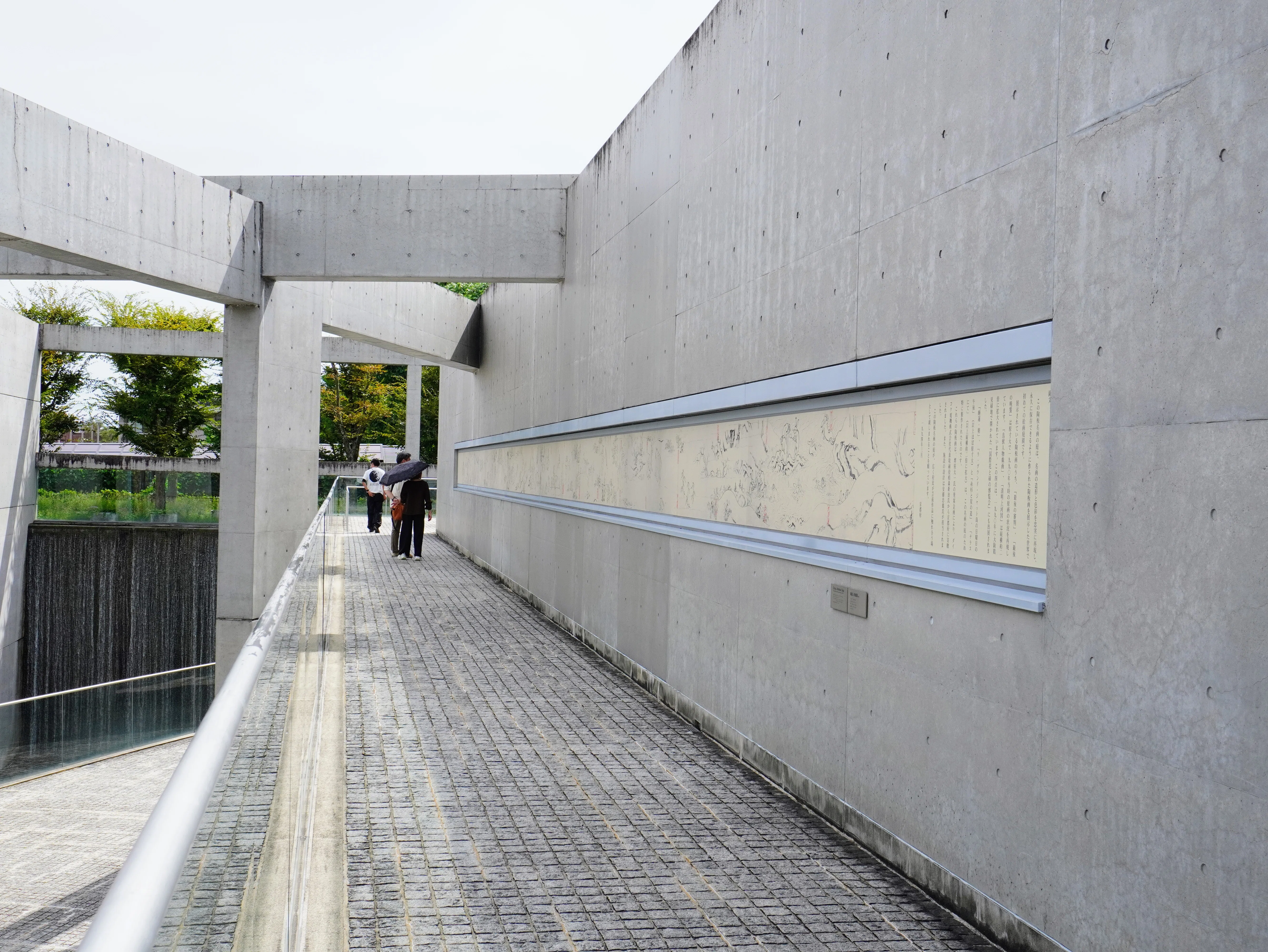 京都府立陶板名画の庭｜物腰柔らかい相模原市民
