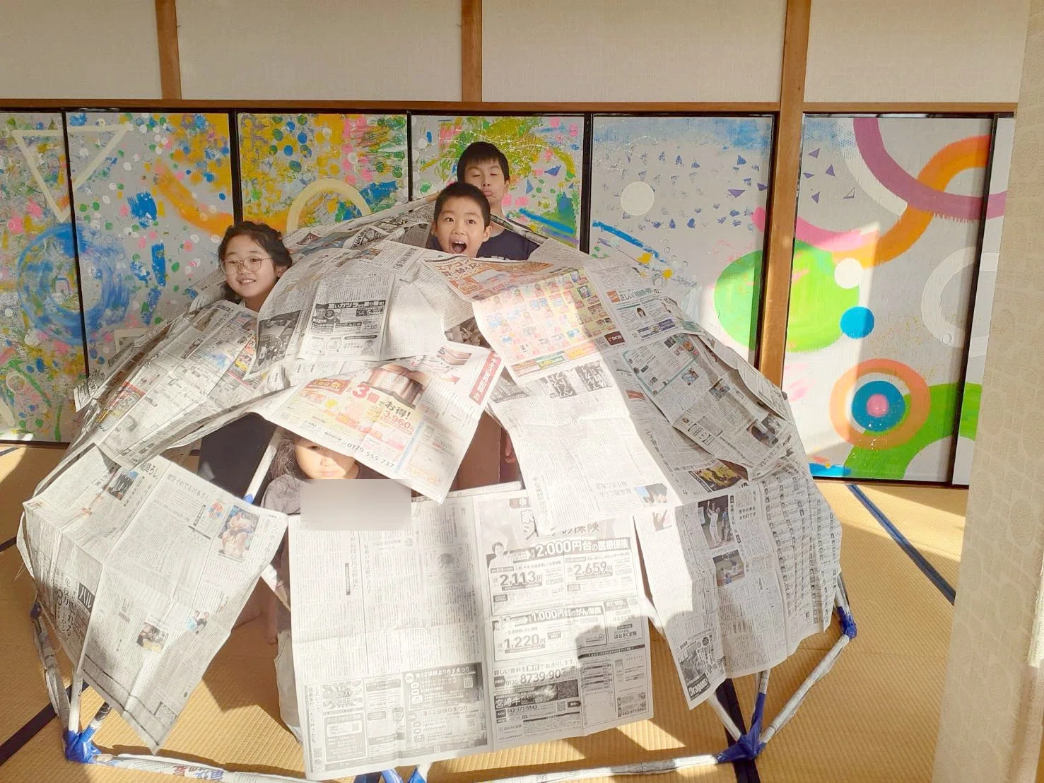 工作じゃなくて、建築！！新聞紙でひみつ基地 in 富山・知多 子ども