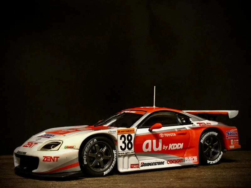 エブロ 1/43 au セルモ スープラ JGTC 2004｜てOのミニカー日記。